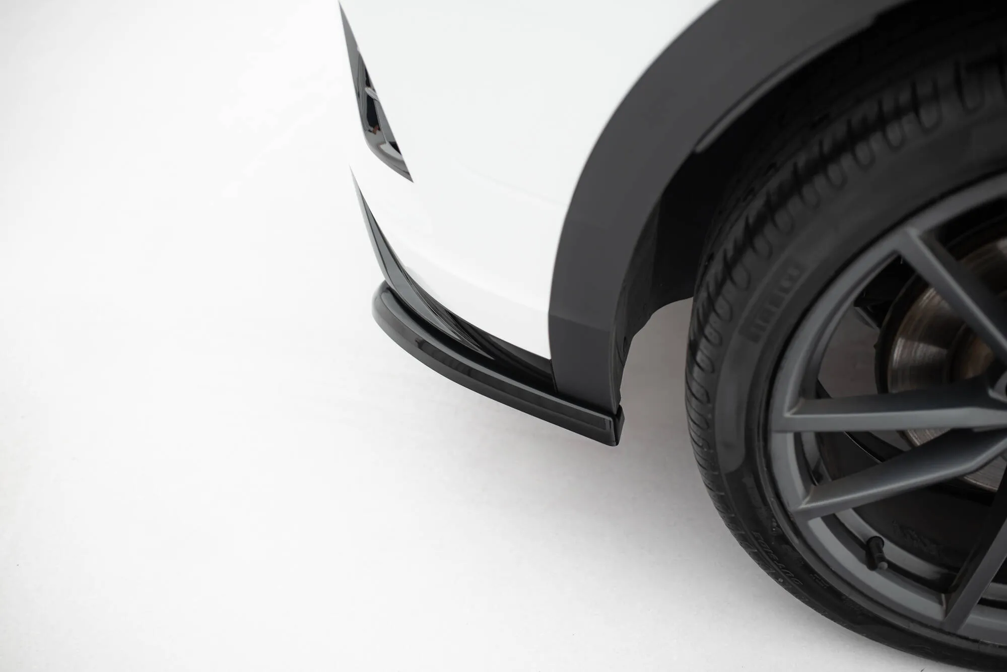 Sidesplitters bak VW T-Roc R I 2017 - 2021 | Glossy Black Edition – bilde 2