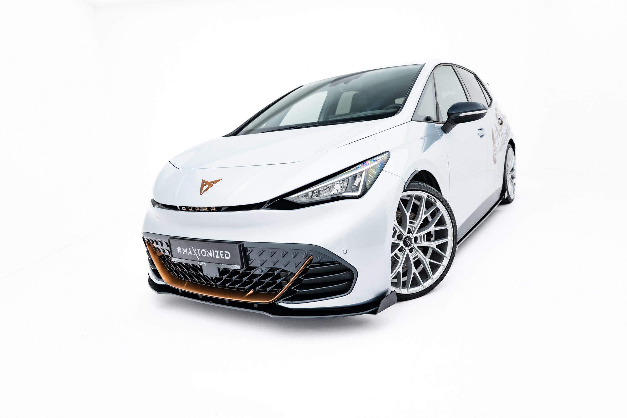 Sidesplitters + Frontspoiler Cupra Born I 2021 -> | Sport Glossy Black Edition – bilde 6