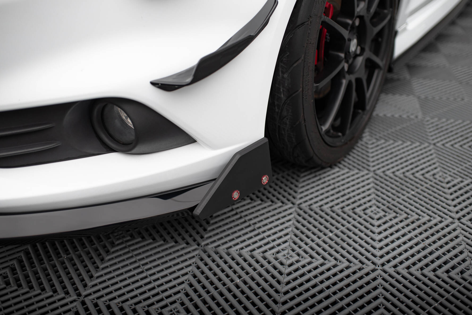 Sidesplitters + Frontspoiler Ford Fiesta ST VII Facelift 2013 - 2017 | Sport Glossy Black Edition V6 – bilde 4