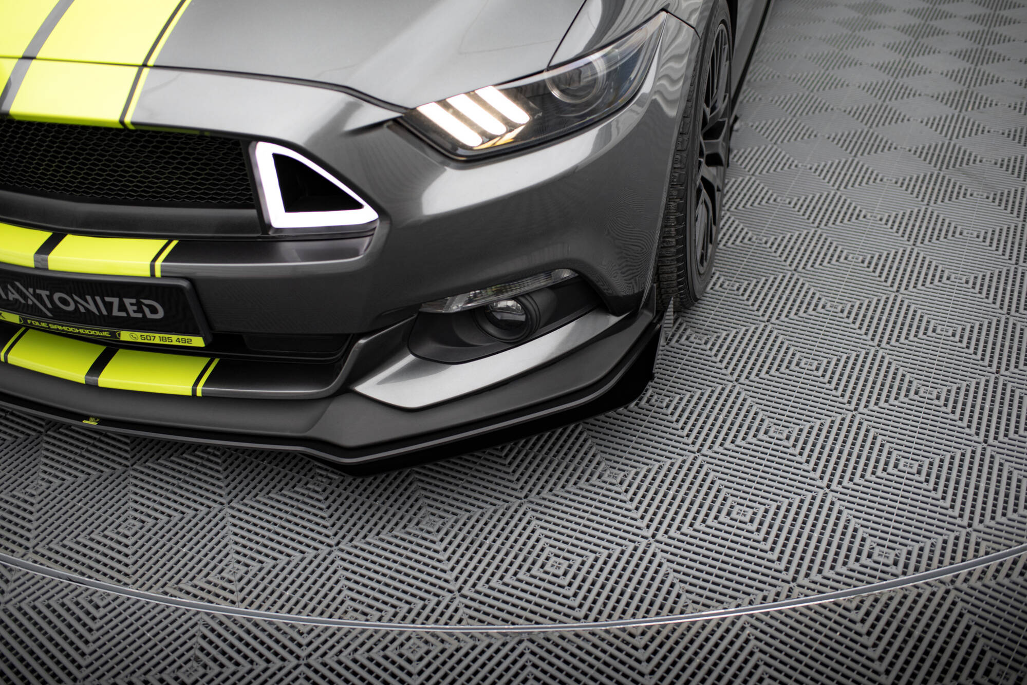 Sidesplitters + Frontspoiler Ford Mustang GT VI 2014 - 2017 | Sport Glossy Black Edition – bilde 4
