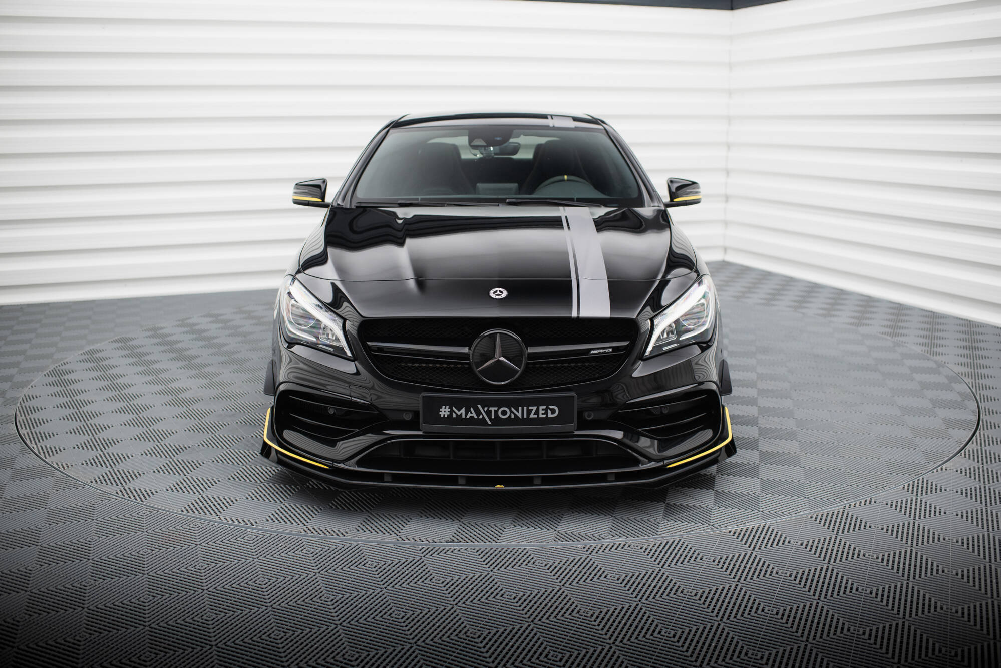 Sidesplitters + Frontspoiler Mercedes-Benz AMG CLA 45 Aero (C117) Facelift 2017 - 2019 | Sport Glossy Black Edition – bilde 2