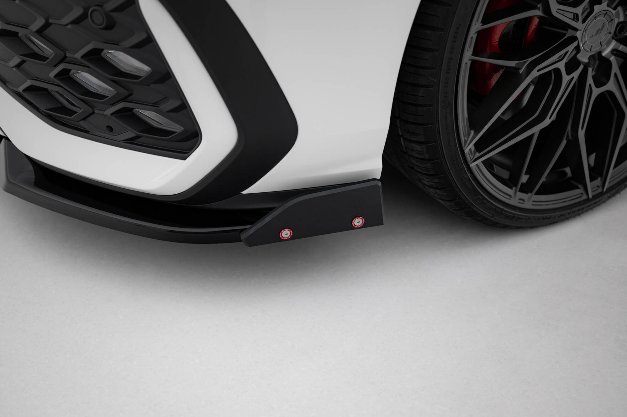 Sidesplitters + Frontspoiler VW (Golf R-Line/GTE/GTI) VIII Facelift 2024 -> | Sport Glossy Black Edition V2 – bilde 3