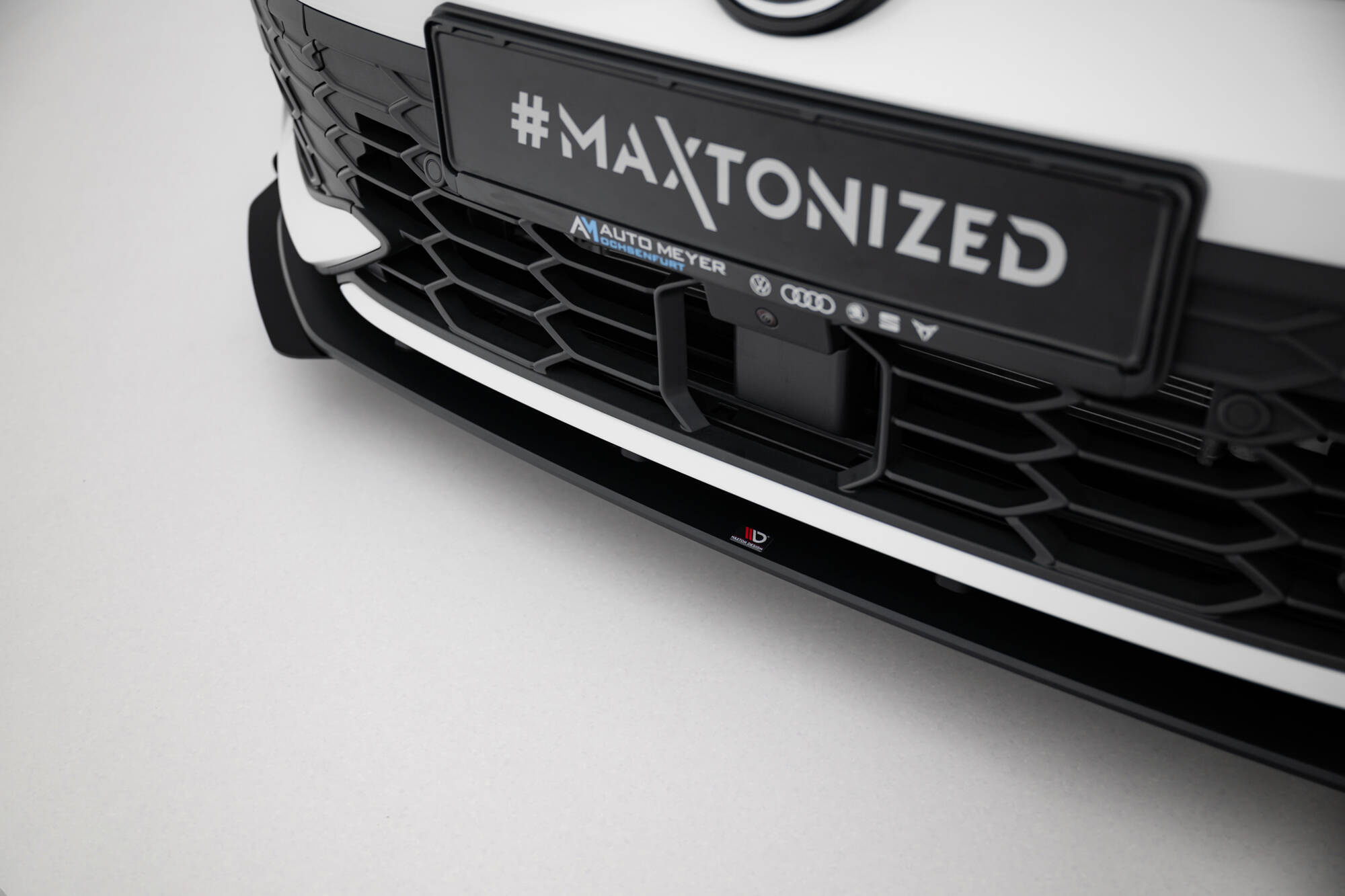 Sidesplitters + Frontspoiler VW Golf (R-Line/GTI/GTE) VIII Facelift 2024 -> | Sport Glossy Black Edition – bilde 3