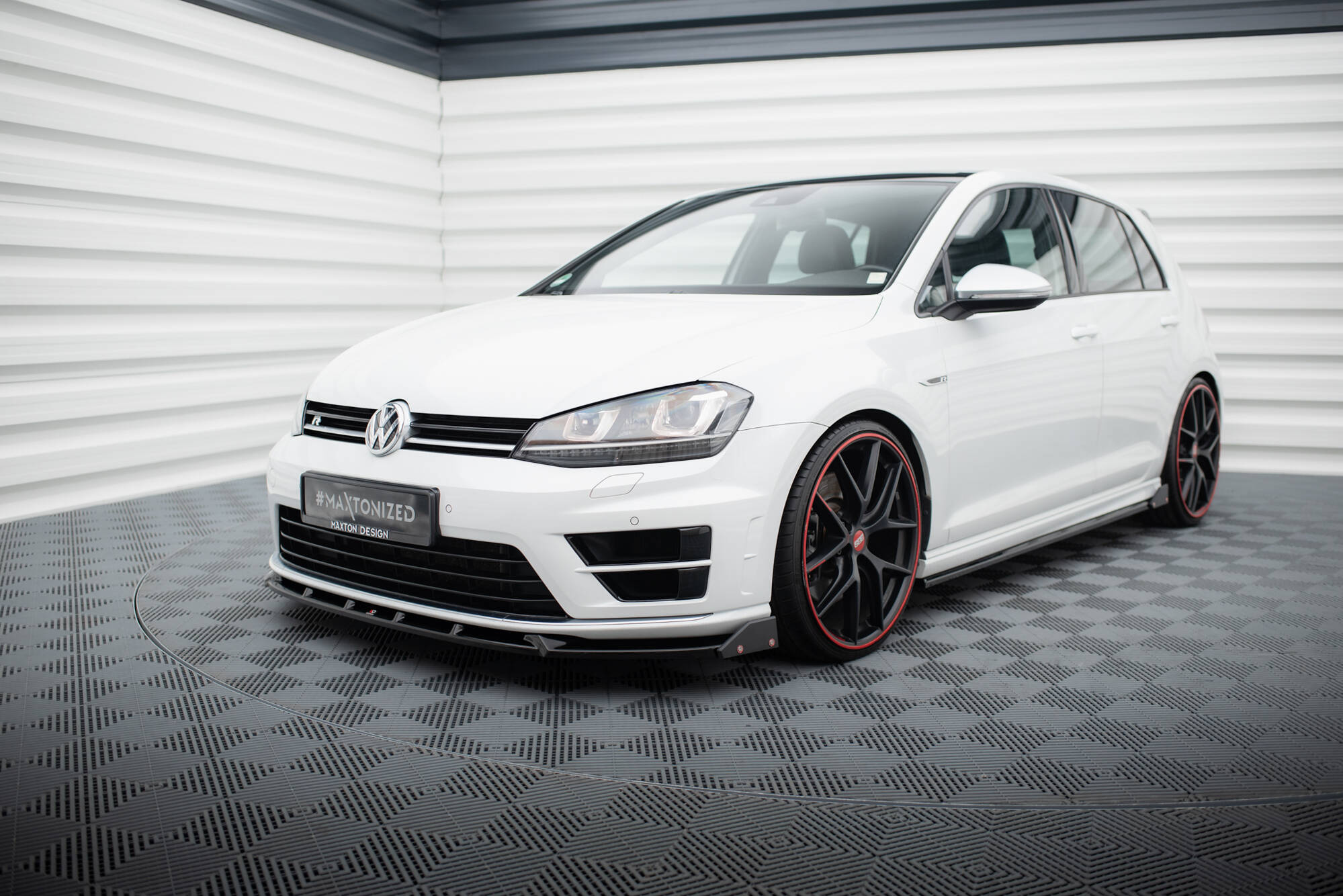 Sidesplitters + Frontspoiler VW Golf (R/R-Line) VII 2013 - 2016 | Sport Glossy Black Edition