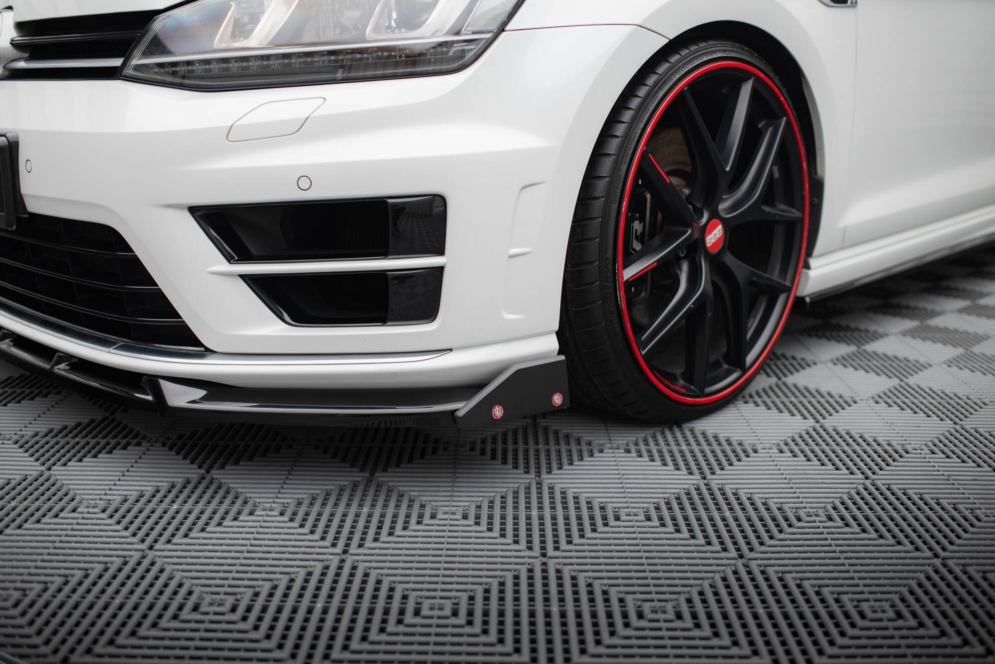 Sidesplitters + Frontspoiler VW Golf (R/R-Line) VII 2013 - 2016 | Sport Glossy Black Edition – bilde 4