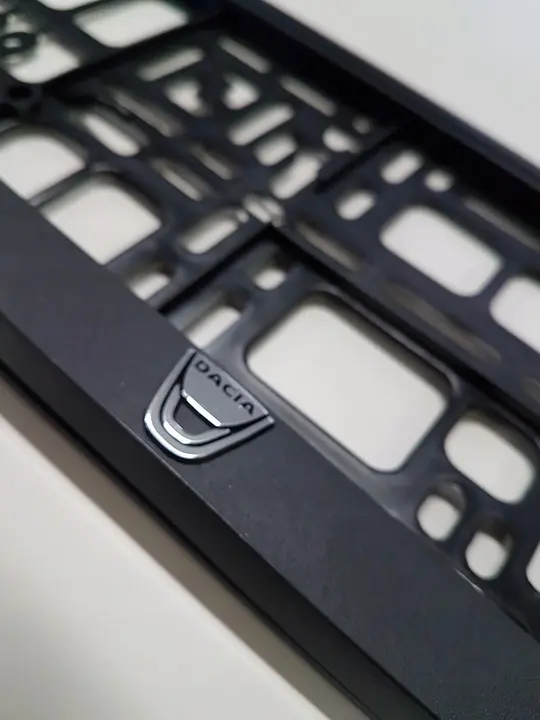 Skiltholder logo Dacia Duster Sandero Logan MCV Lodgy Dokker   1 STK. – bilde 2