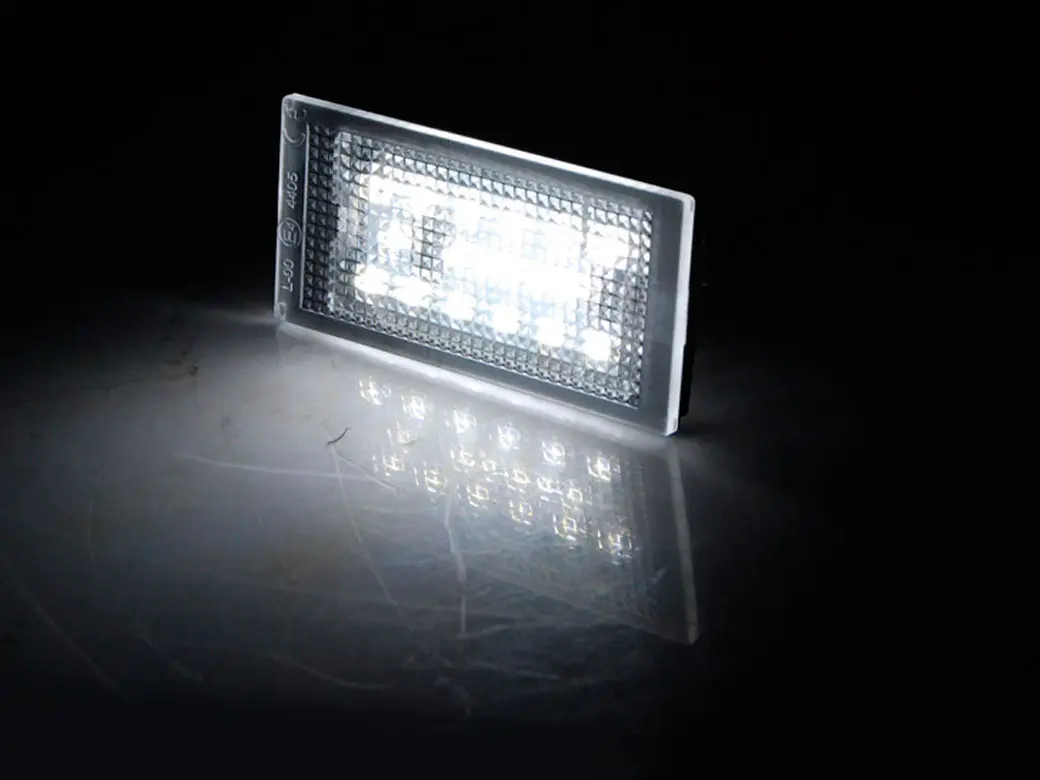 Skiltlys LED BMW 3 (E46) COUPE 1999-2003 / BMW 3 (E46) M 1998-2003 – bilde 2