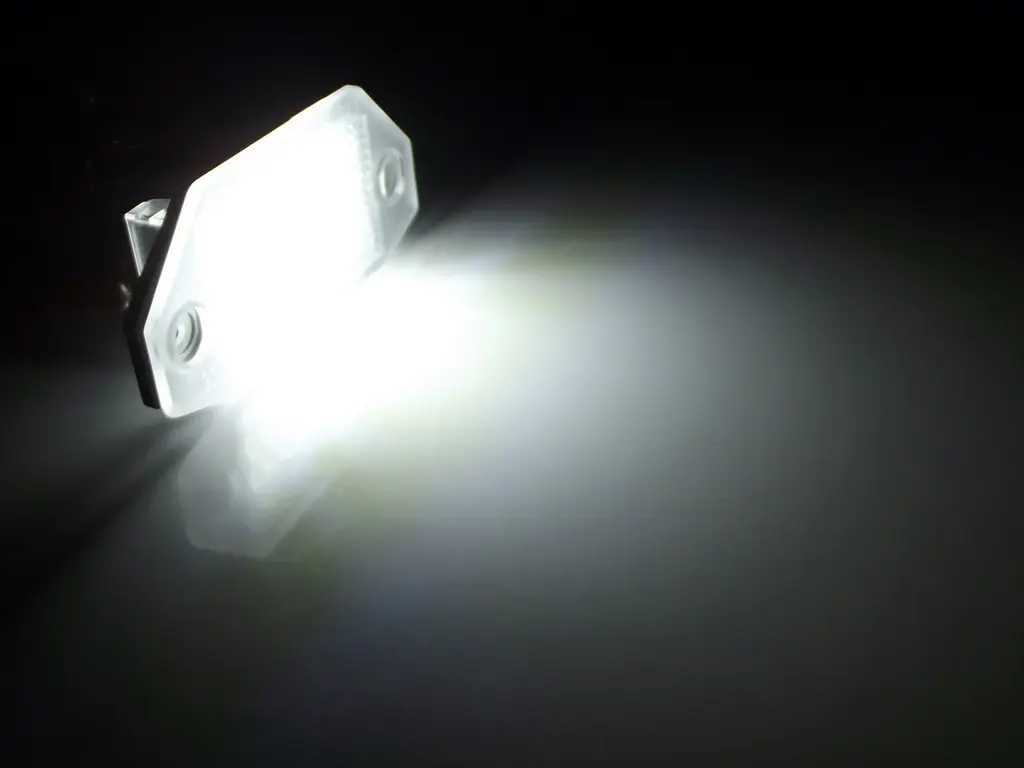 Skiltlys LED Ford Mondeo III 2000 - 2007 – bilde 3