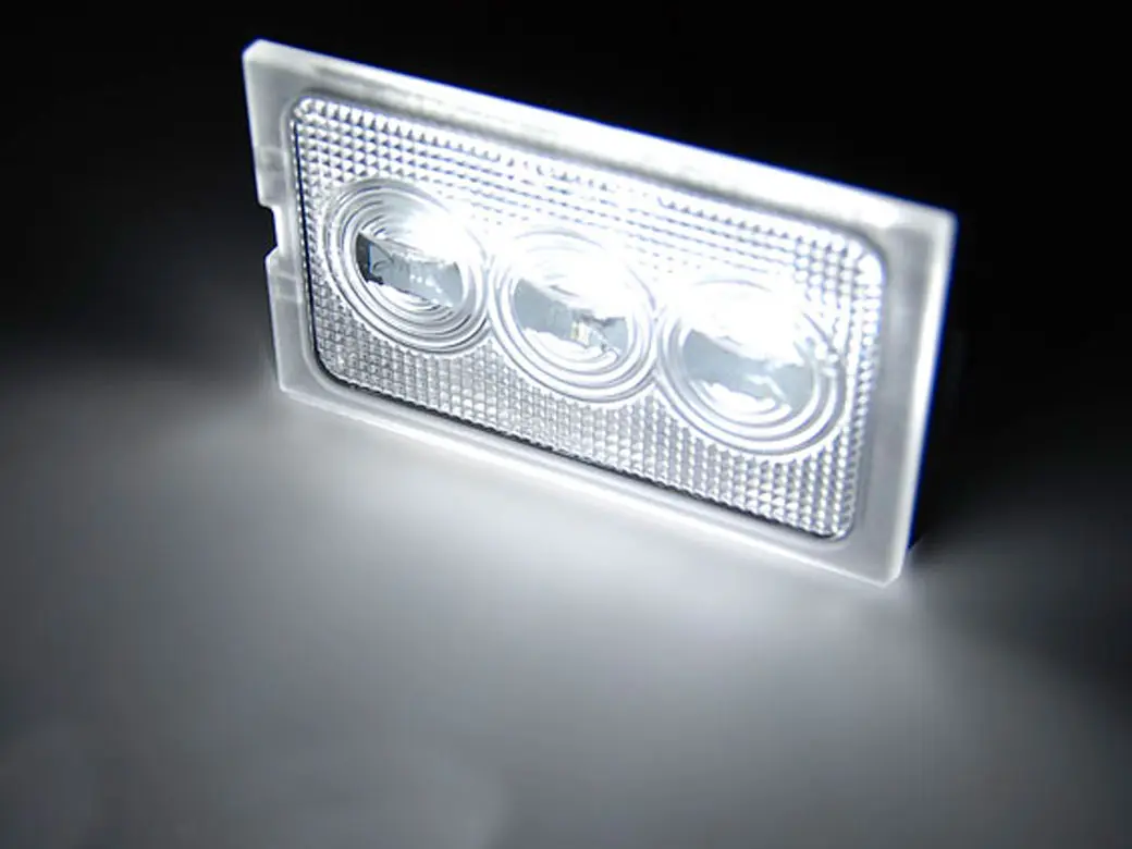Skiltlys LED Land Rover Discovery 3 (L319) 2004 - 2009 – bilde 2