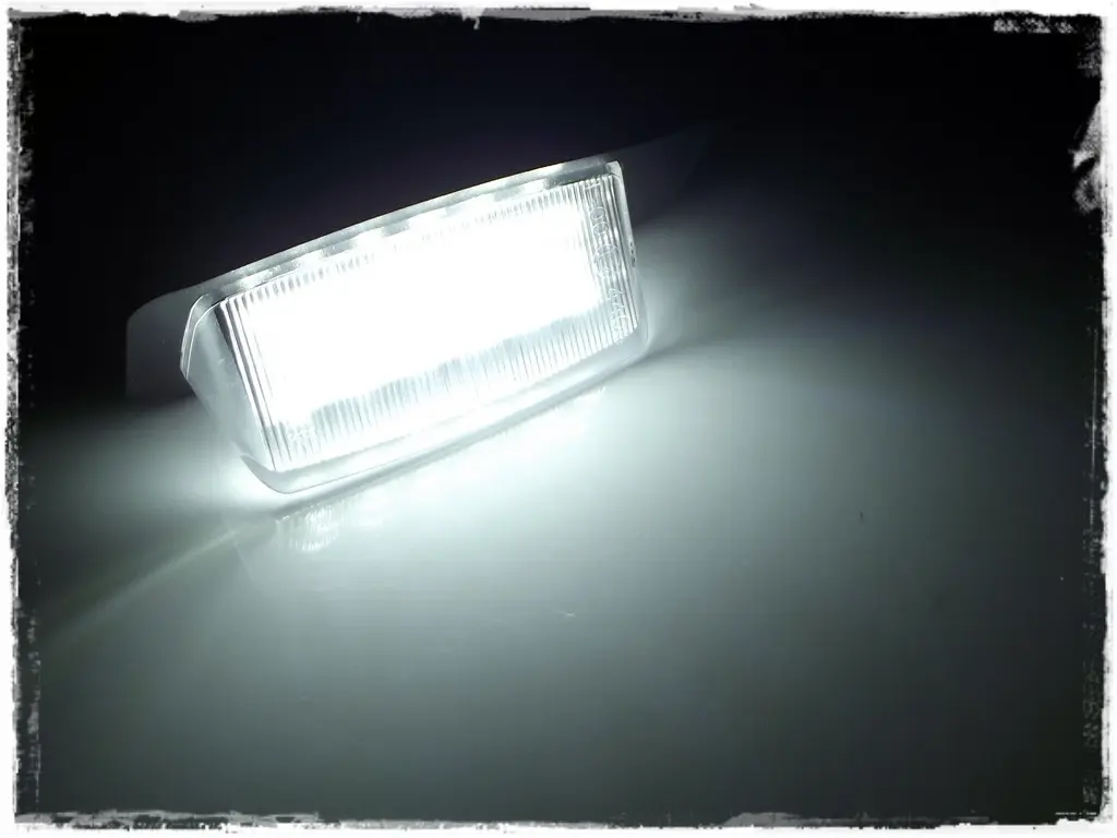 Skiltlys LED Mitsubishi Lancer X 2007–2015 / Mitsubishi Outlander II 2006 - 2012 Image 4