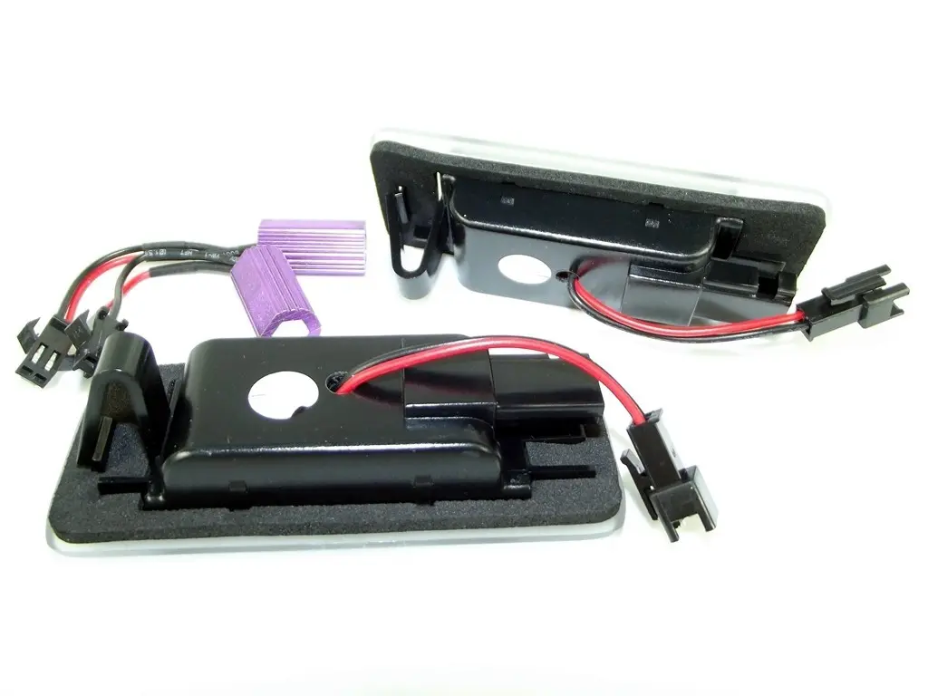 Skiltlys LED Opel Astra J Sports Tourer 2009 – 2015 / Opel Zafira C 2012 - 2019 – bilde 2