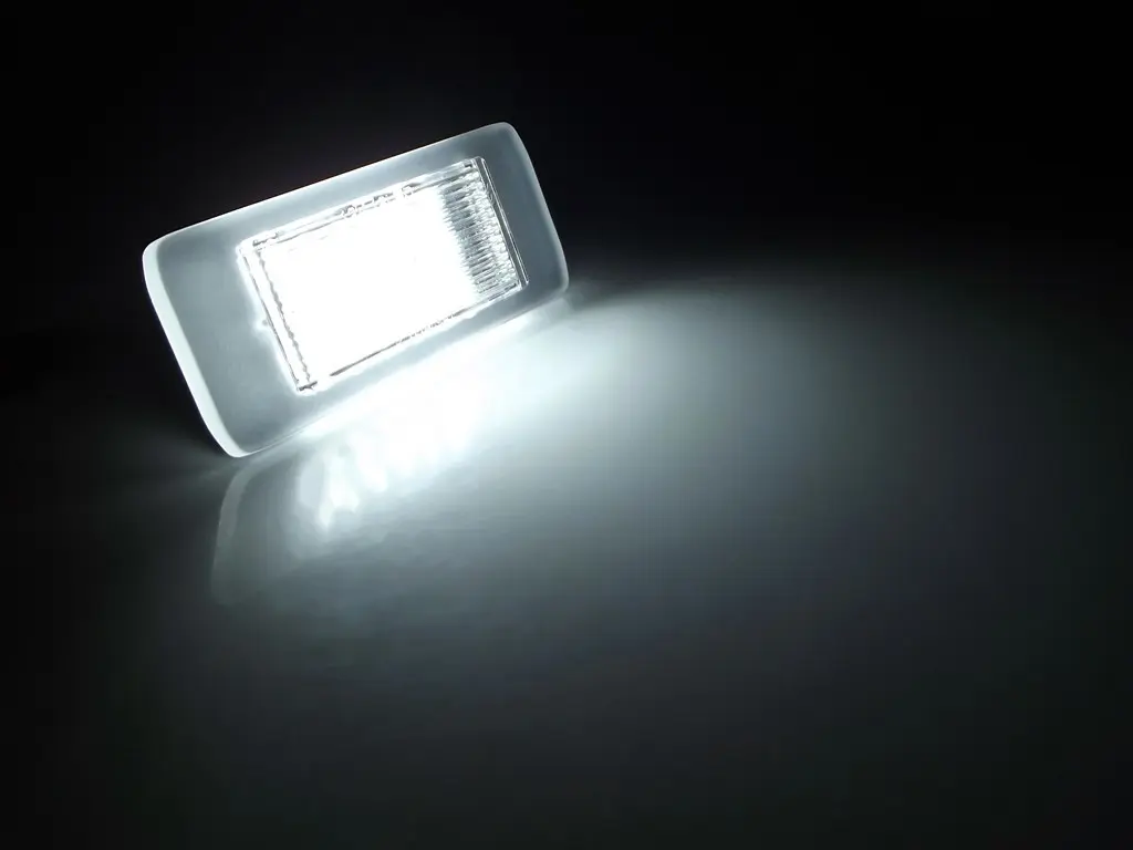 Skiltlys LED Opel Astra J Sports Tourer 2009 – 2015 / Opel Zafira C 2012 - 2019 – bilde 3