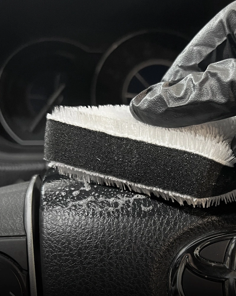 Skinnpleiesett CarPro Leather SkinCare Kit │ Sett for rengjøring og pleie av skinn Image 5