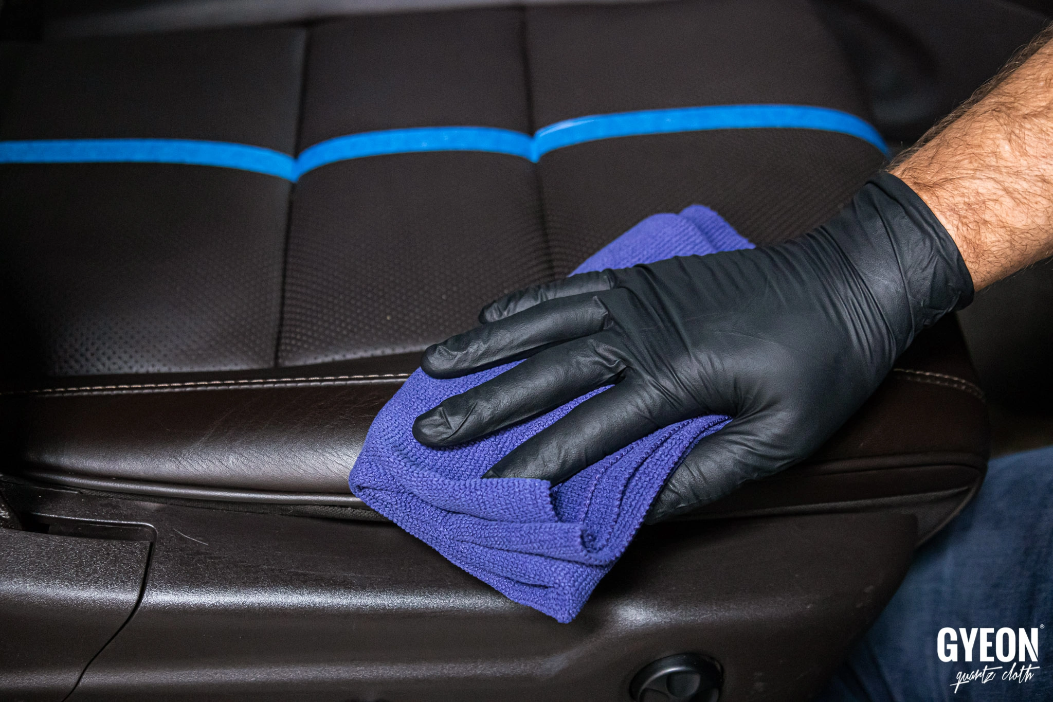 Skinnpleiesett Gyeon Q²M Leather Set Strong │ Sett for rengjøring og pleie av skinn – bilde 14
