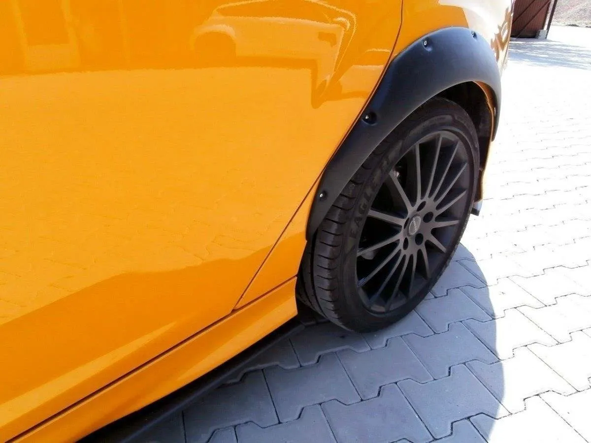 Skjermbreddere Ford Focus MK3 ST 2012 - 2014 | Glossy Black Edition – bilde 5