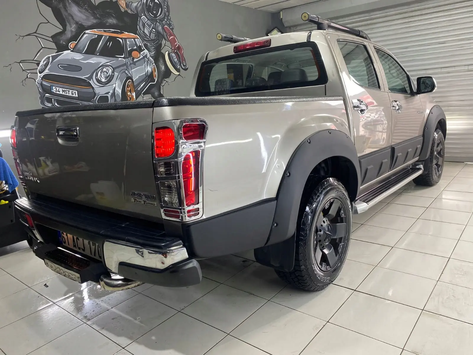 Skjermbreddere Isuzu D-Max II 2012 - 2019 – bilde 2