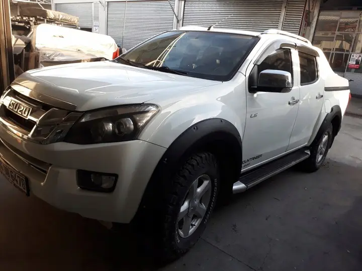 Skjermbreddere Isuzu D-Max II 2012 - 2019 – bilde 5