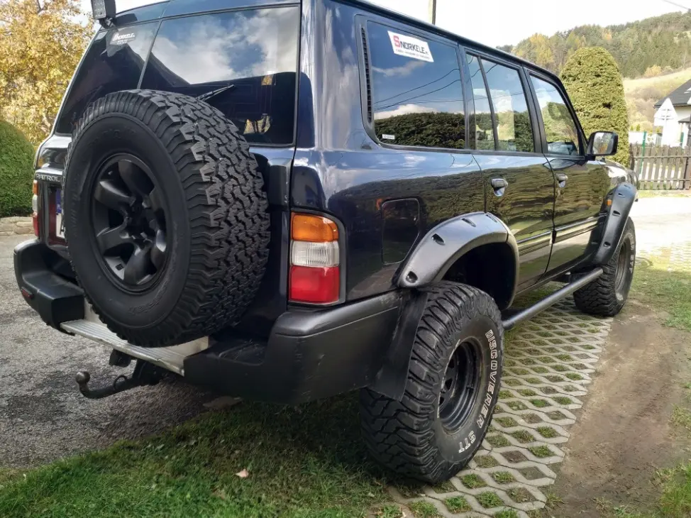 Skjermbreddere Nissan Patrol GR V Wagon (Y61) – bilde 6