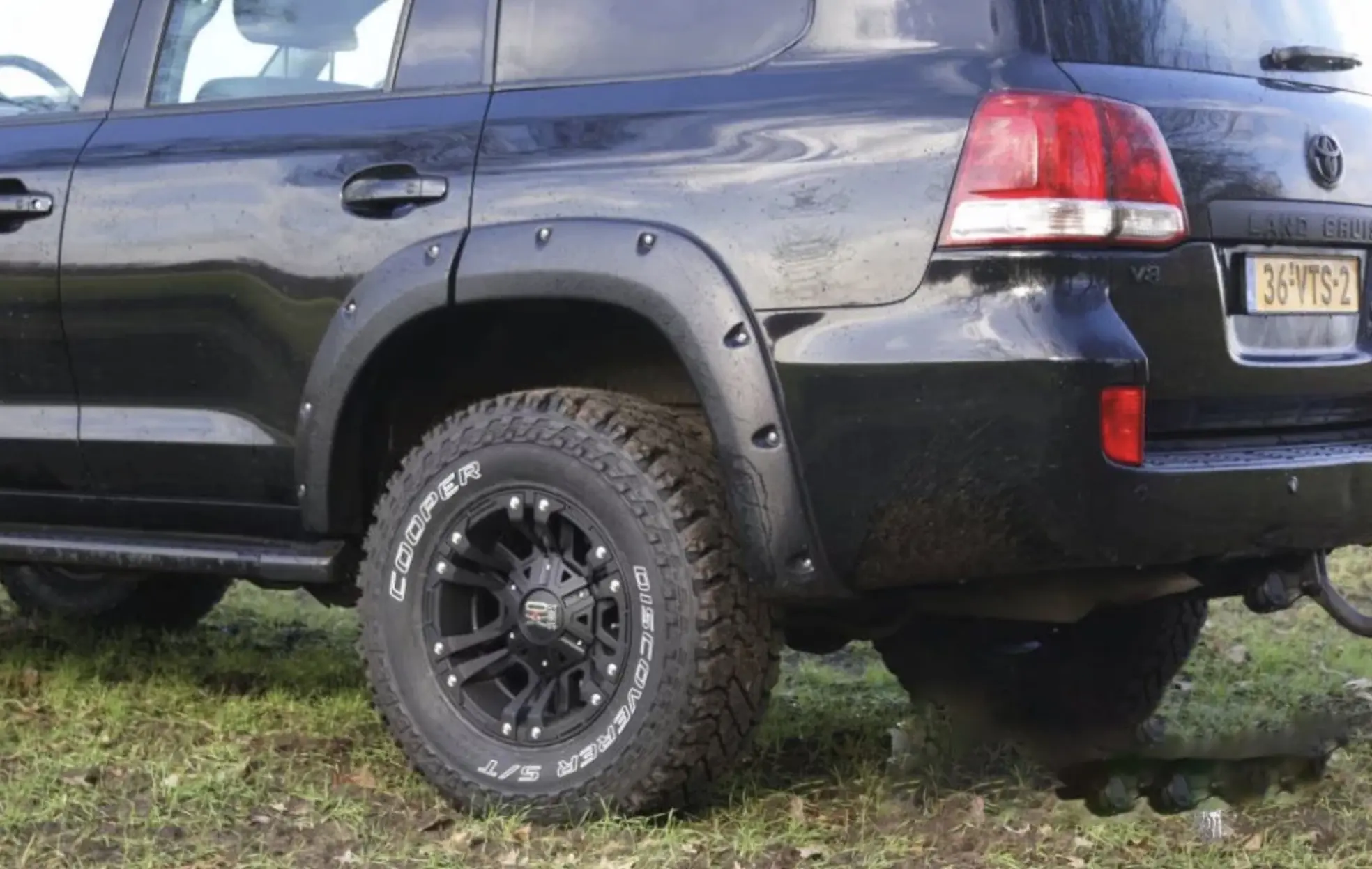 Skjermbreddere Toyota Land Cruiser J200 2007 - 2017 – bilde 2