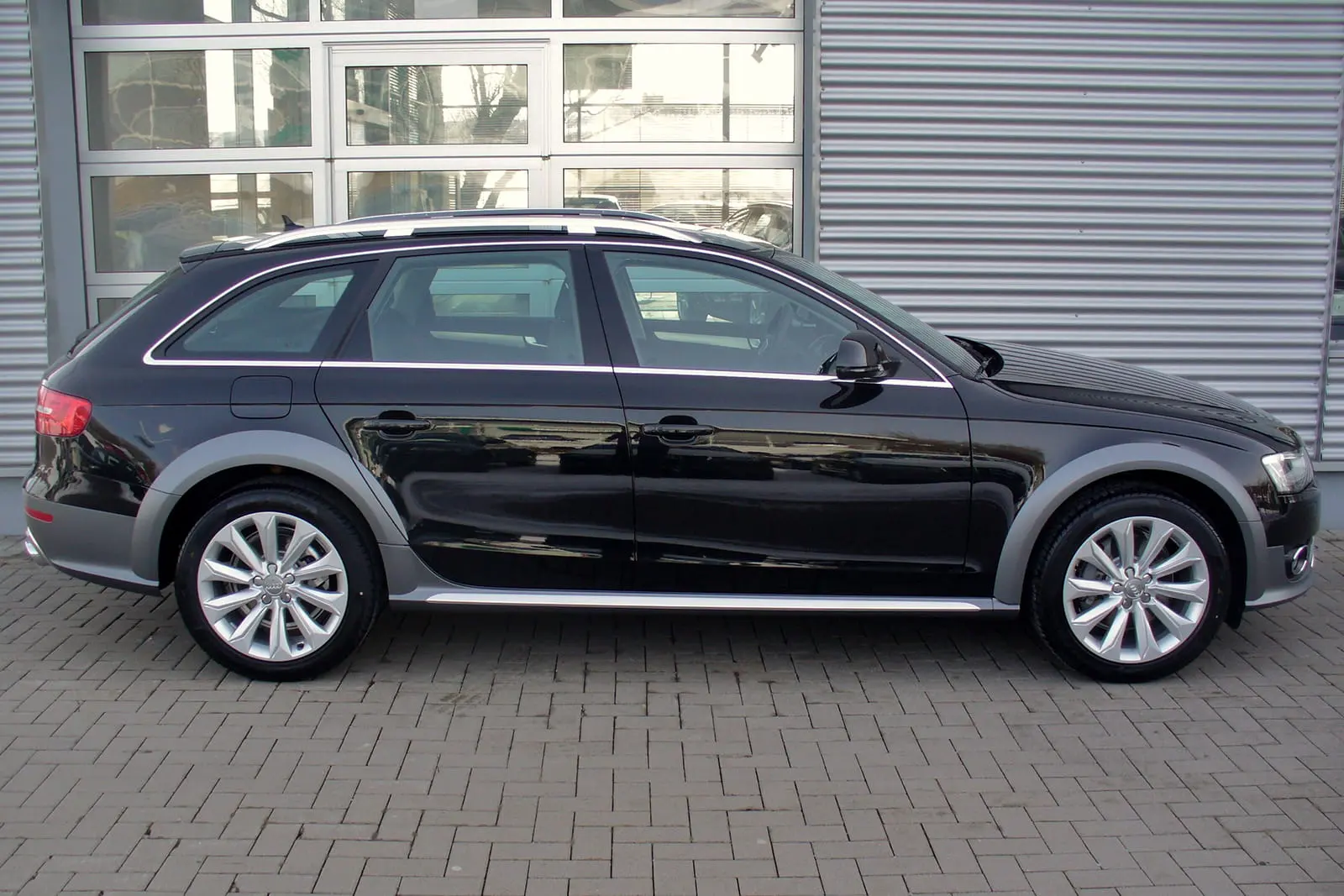 Skvettlapper Audi A4 B8 Allroad 2008 - 2015