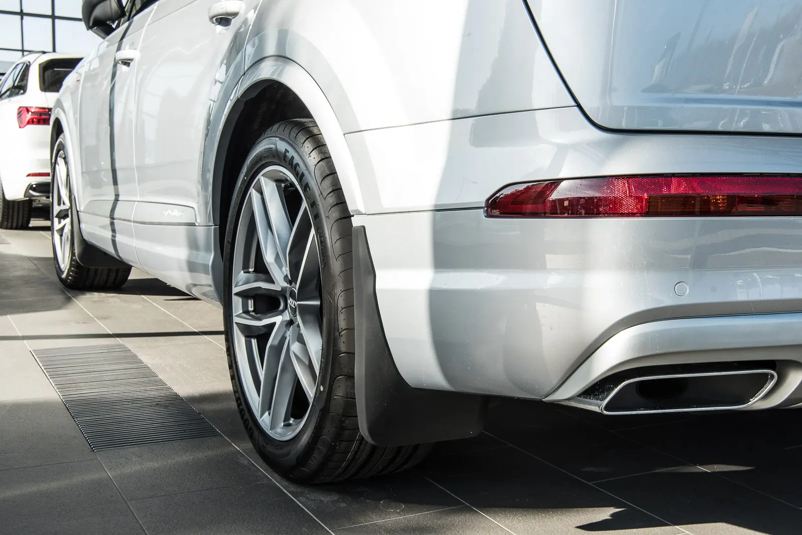 Skvettlapper Audi Q7 4M 2015 - 2019 │ pre-facelift sett 4 stk.