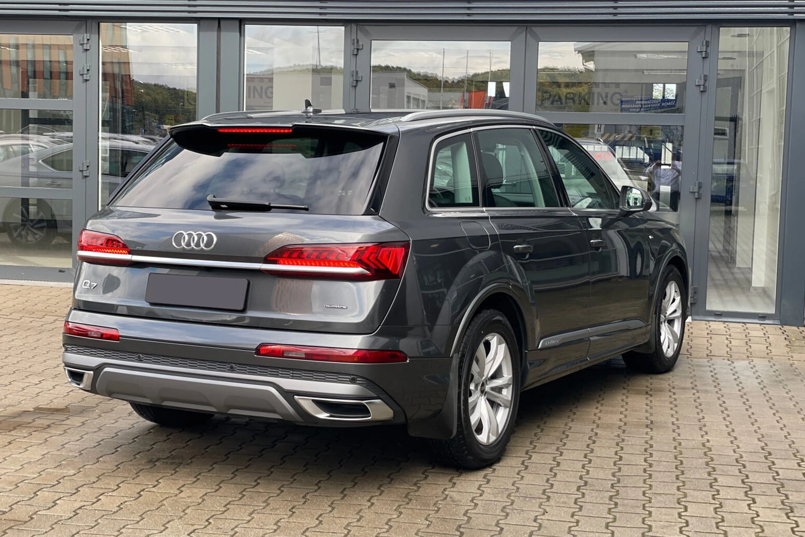 Skvettlapper Audi Q7 4M Facelift 2019 -> │ Black Mud Guards - sett 4 stk.