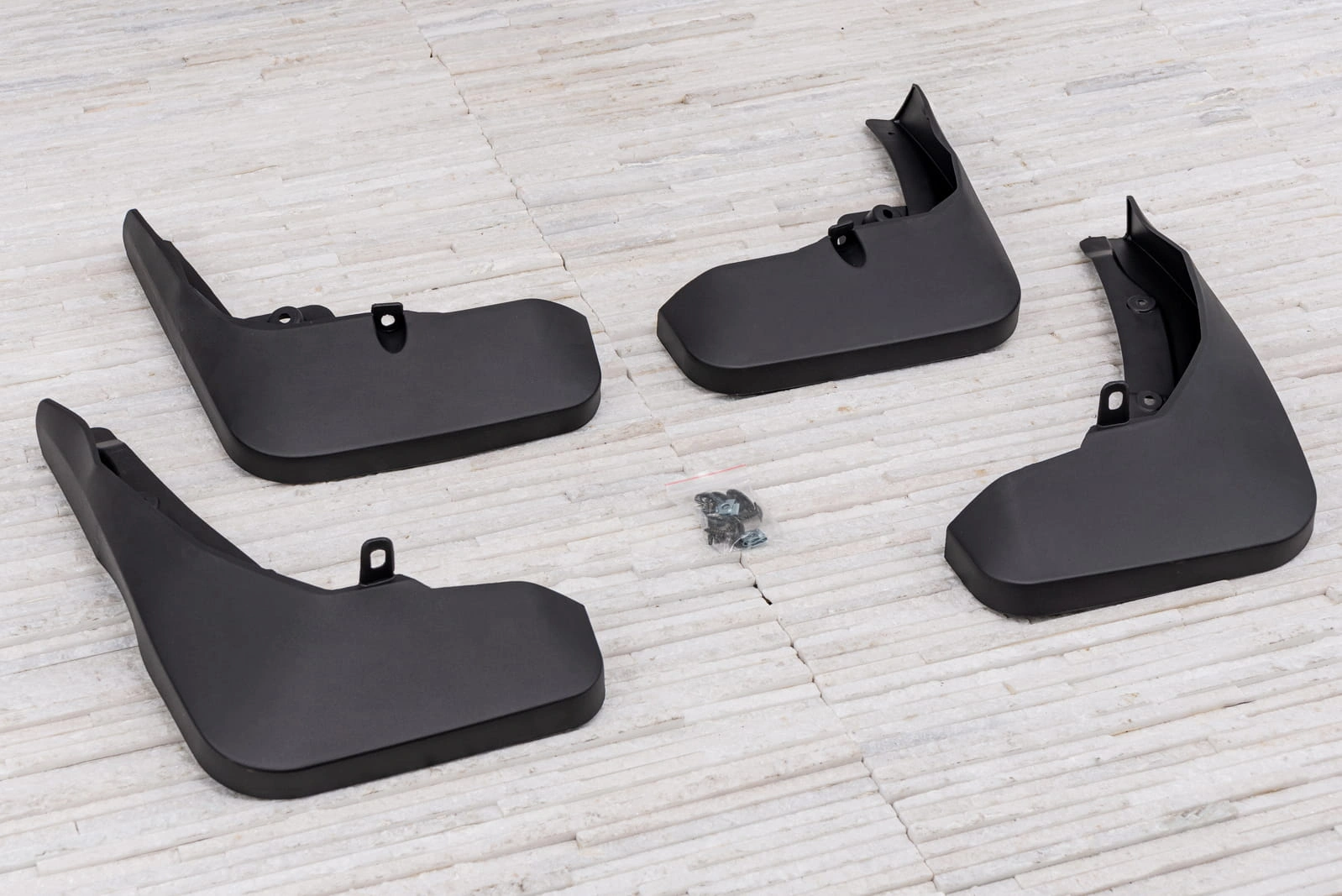 Skvettlapper Audi Q7 4M Facelift 2019 -> │ Black Mud Guards - sett 4 stk. – bilde 7