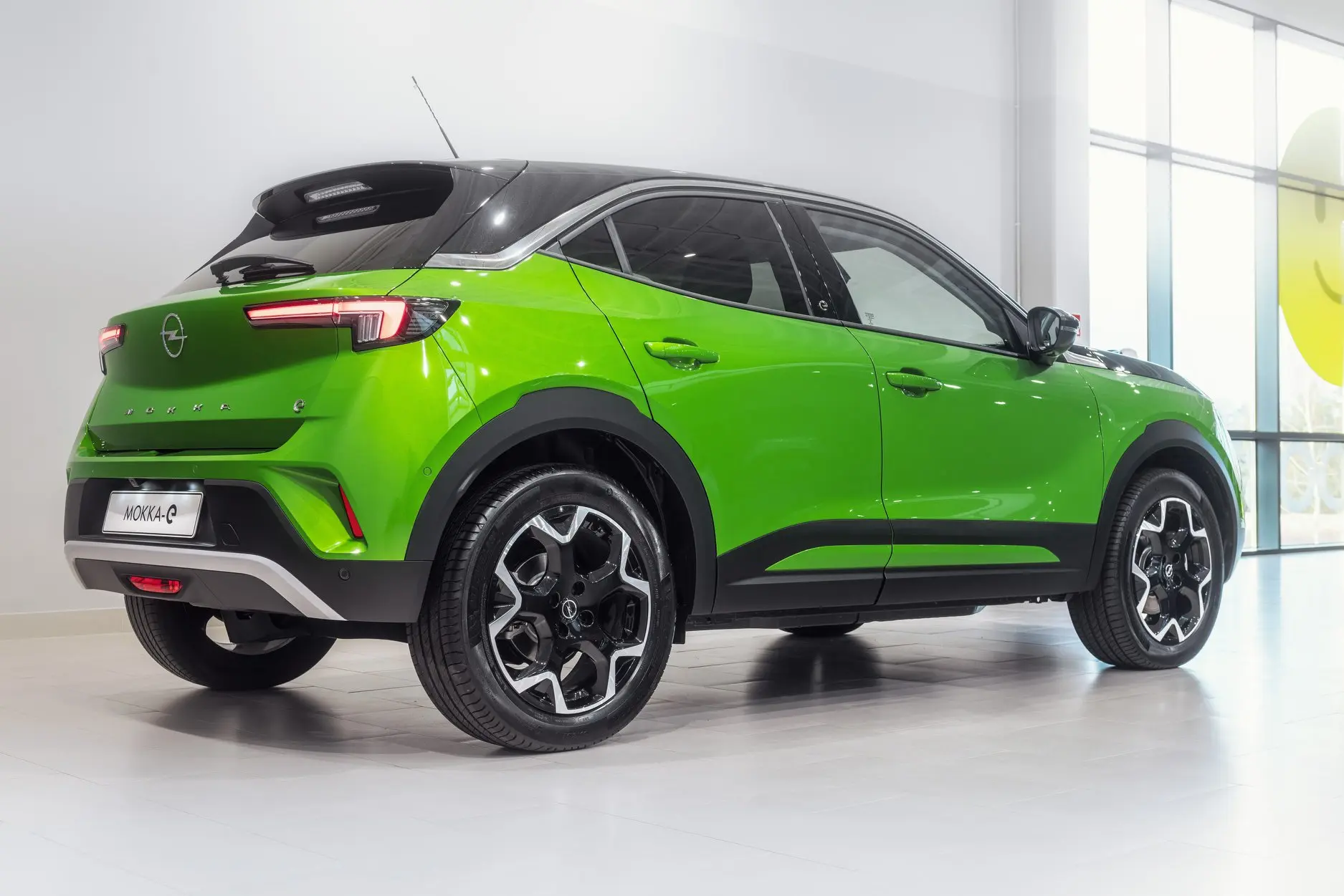 Skvettlapper bak Opel Mokka-e 2020-> – bilde 4