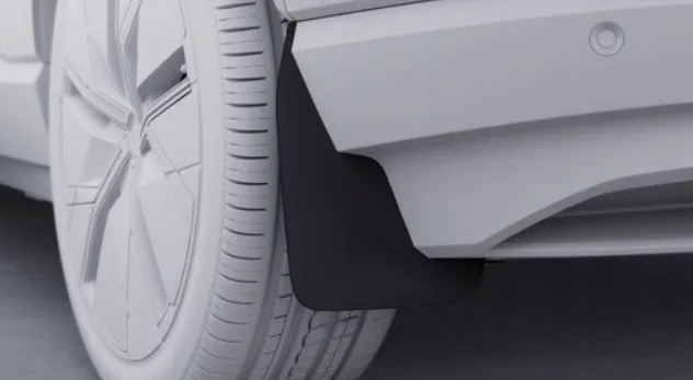 Skvettlapper bak Volvo EX30 2023 -> │ Genuine® Rear Mudflap Kit Black - sett 2 stk.