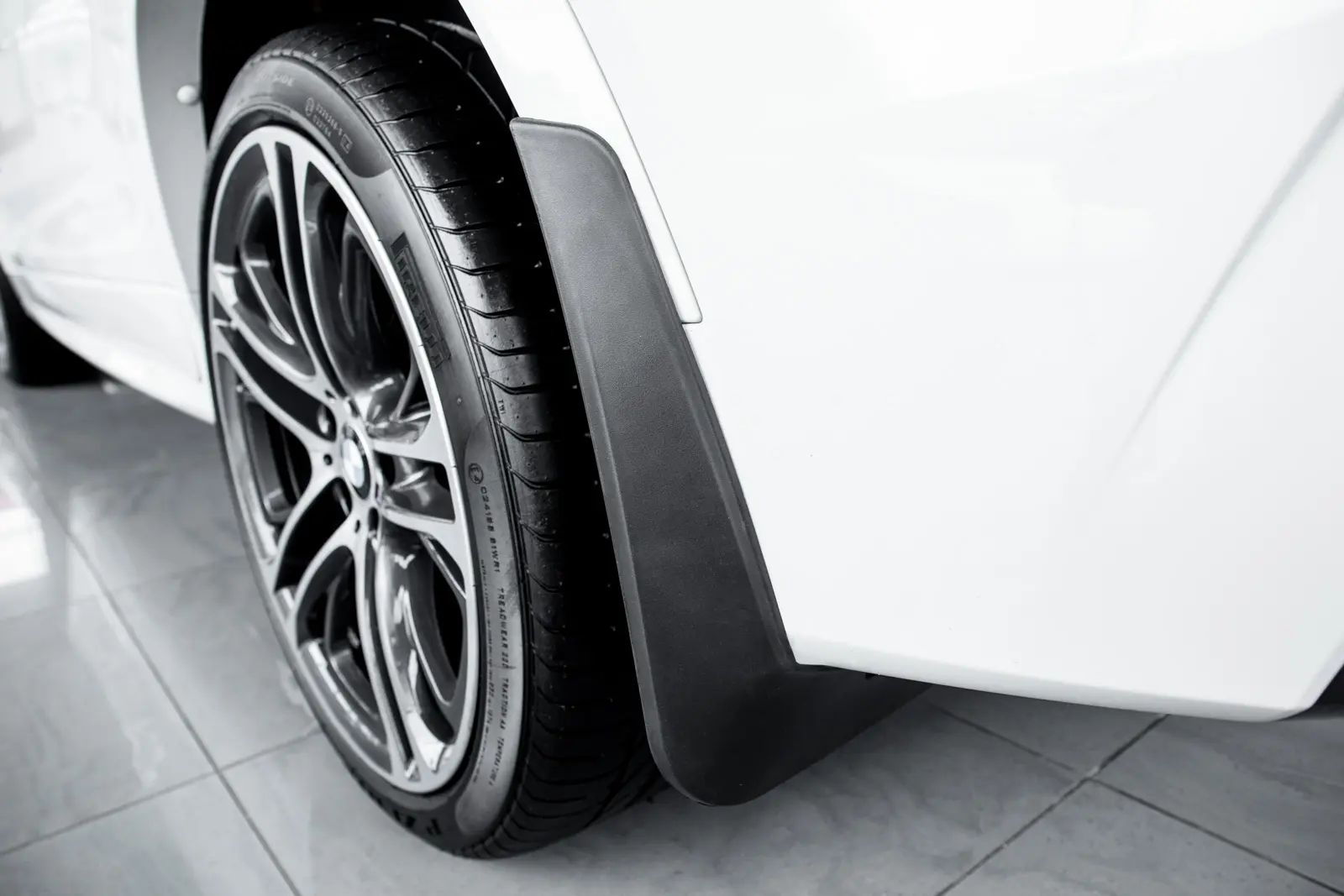 Skvettlapper BMW X4 (F26) 2014 - 2018 – bilde 2