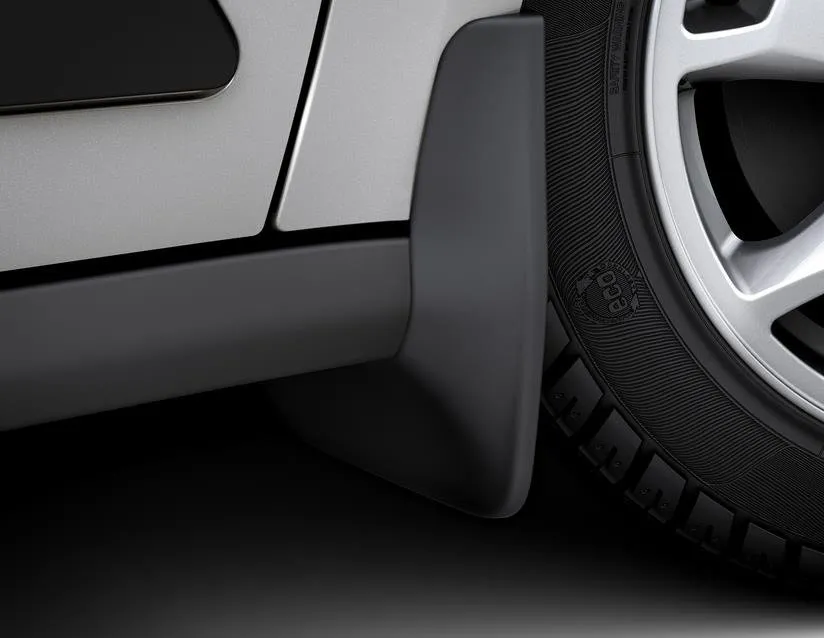 Skvettlapper foran Ford Transit Connect II / Tourneo Connect II 2012 - 2022  | Genuine® Black - sett 2 stk. – bilde 2