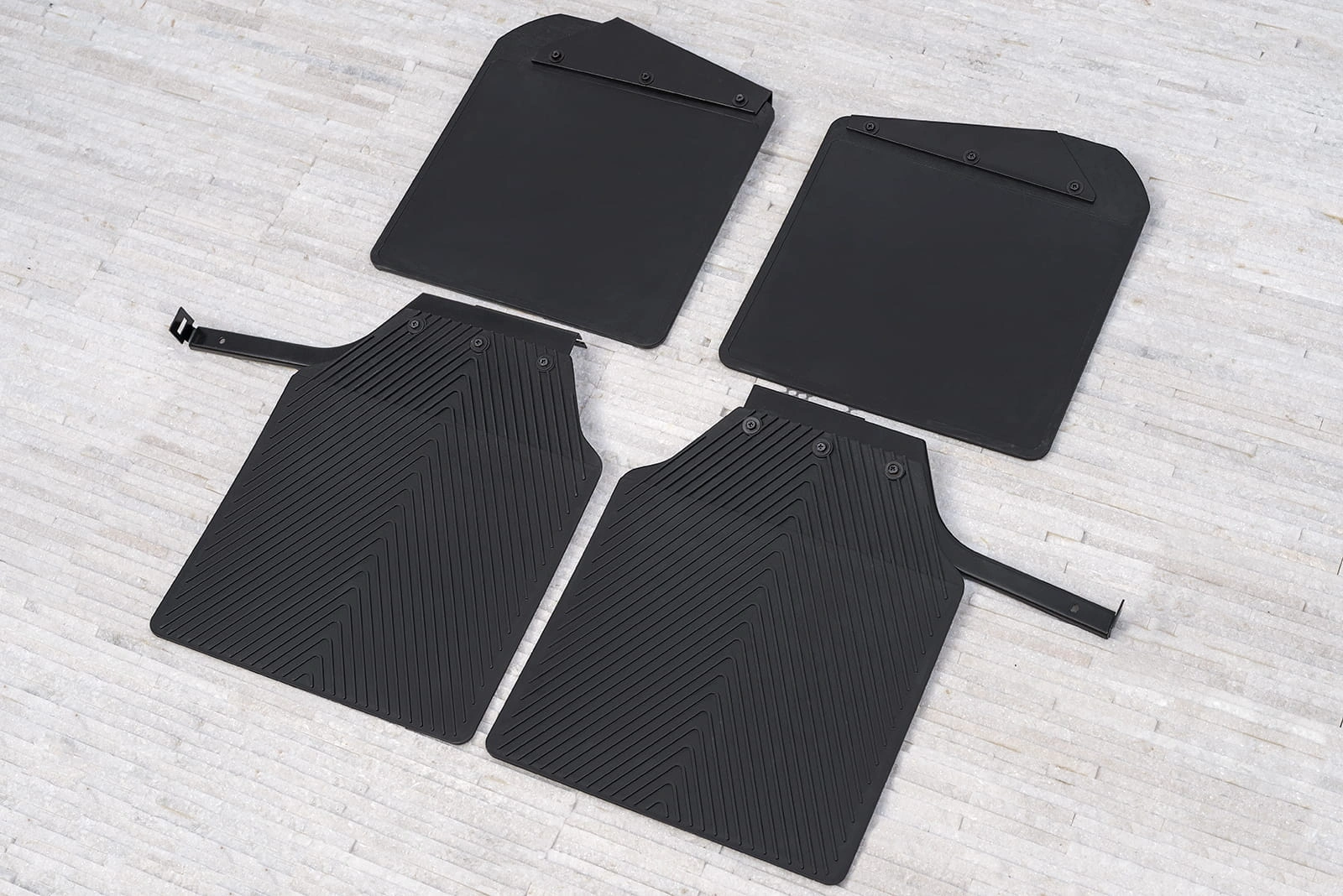 Skvettlapper foran Land Rover Defender 110 1983 - 2016 | Black - sett 4 stk. – bilde 6