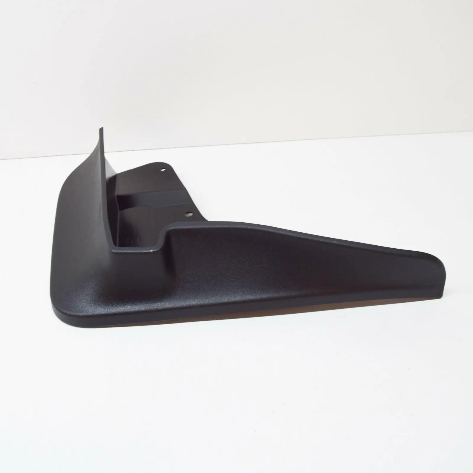 Skvettlapper foran Mercedes-Benz ML (W166) 2011 - 2015 – bilde 6