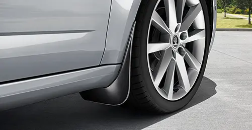 Skvettlapper foran Škoda Octavia III 2013 - 2020 | Black - sett 2 stk.