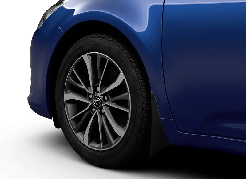 Skvettlapper foran Toyota Avensis III (T27) 2009 - 2018 | Genuine® Mud Flaps Black - sett 2 stk.
