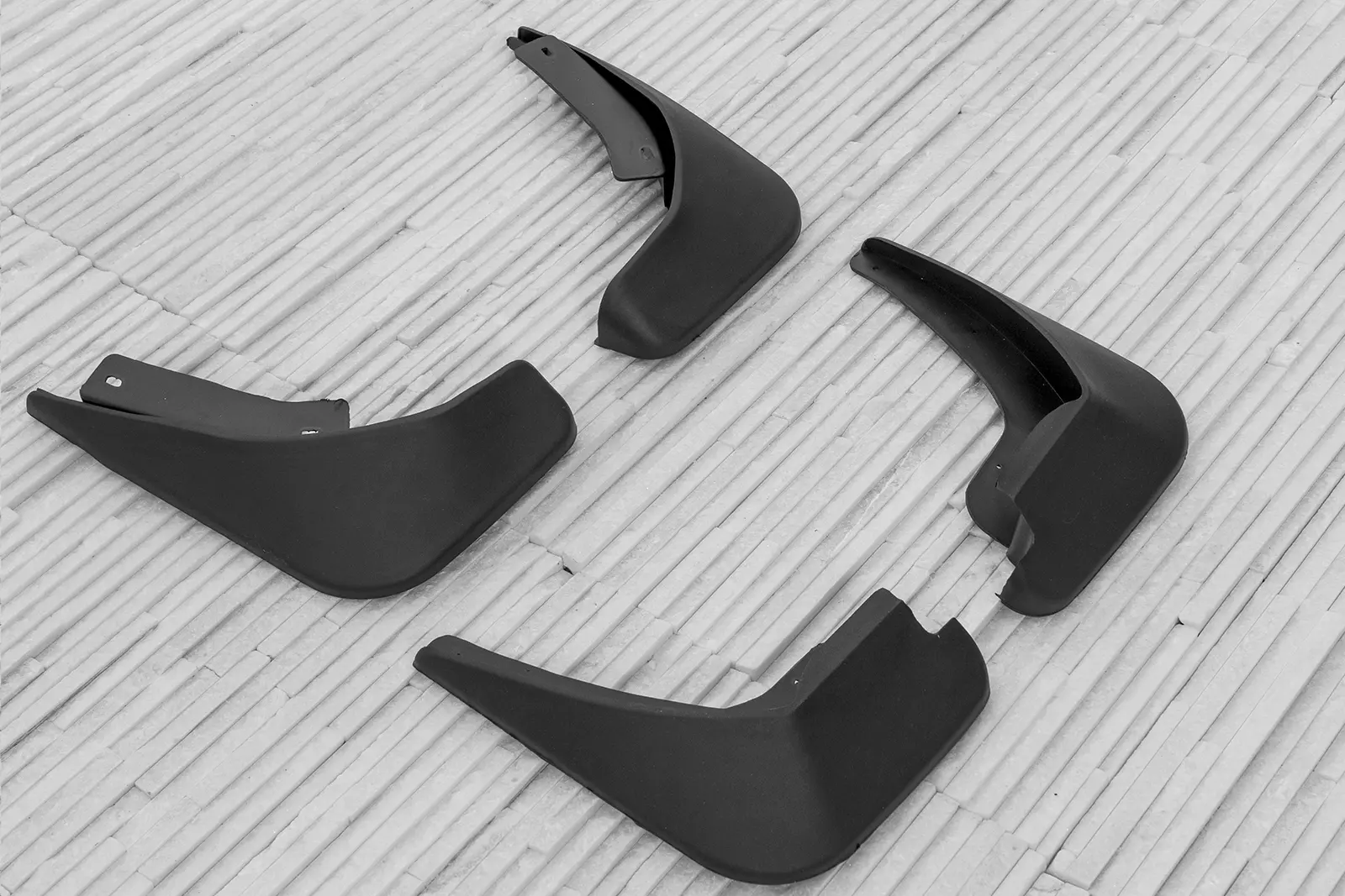 Skvettlapper Ford Fiesta Mk6 2008 - 2017 – bilde 2