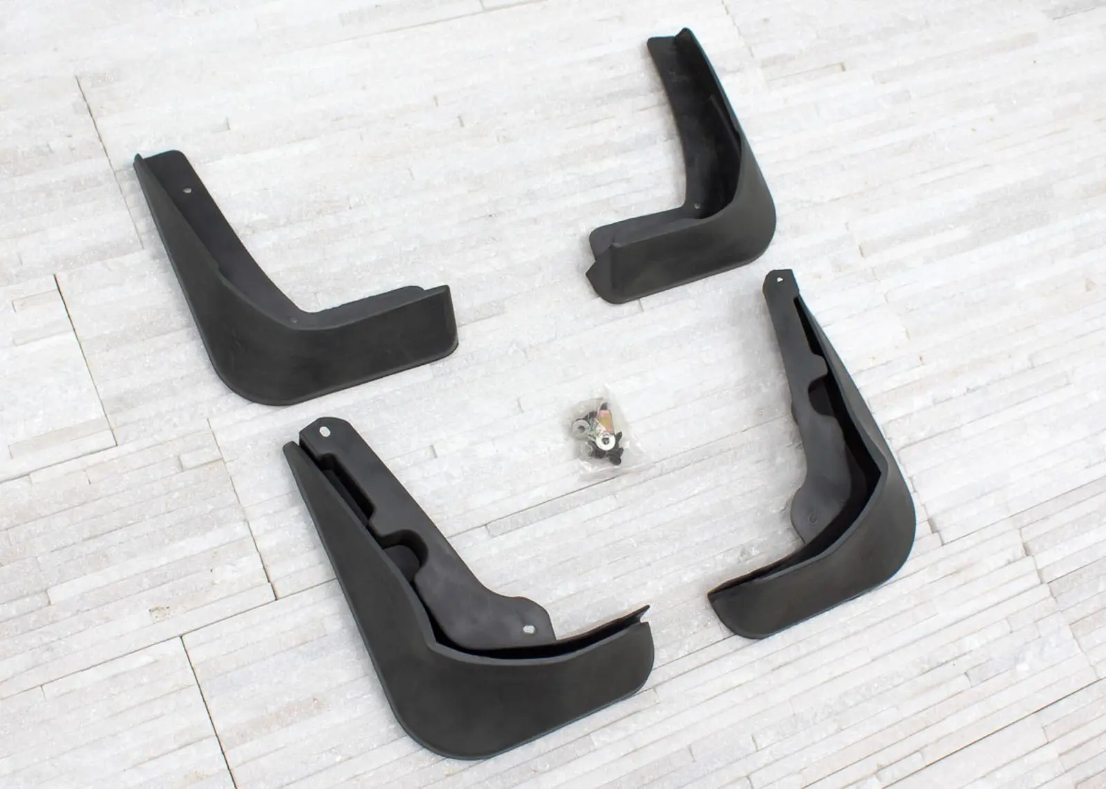 Skvettlapper Ford Focus III Sedan 2010 - 2019 – bilde 4