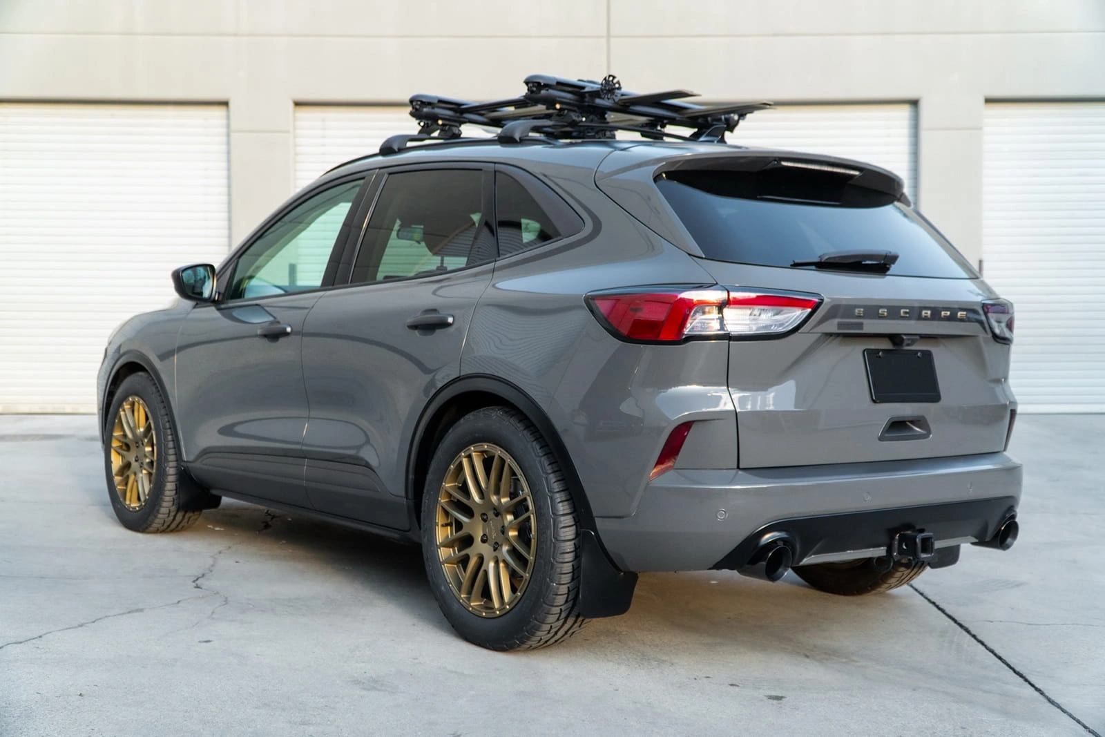 Skvettlapper Ford Kuga III 2019 -> │ Black Mud Guards - sett 4 stk. – bilde 3