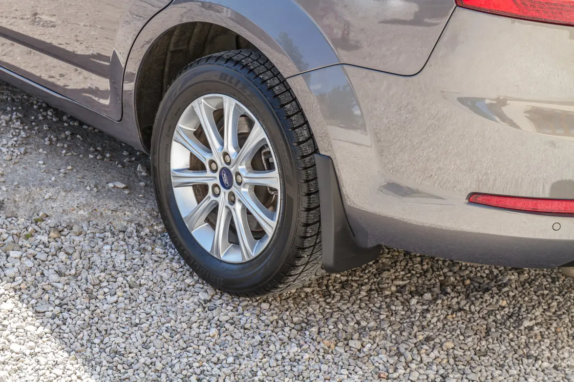 Skvettlapper Ford Mondeo IV Sedan 2007 - 2014 – bilde 2