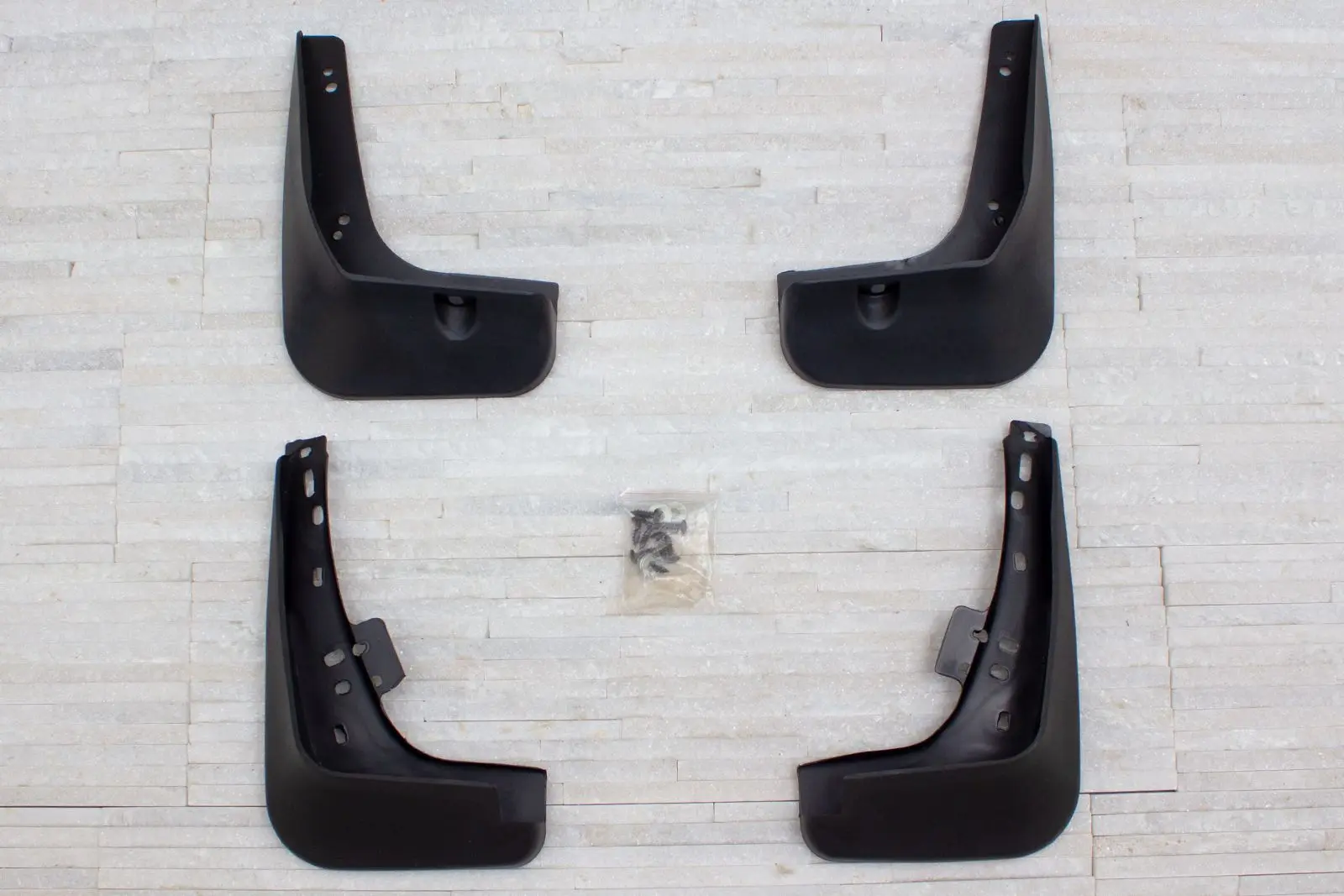 Skvettlapper HYUNDAI ELANTRA V 2010-2015