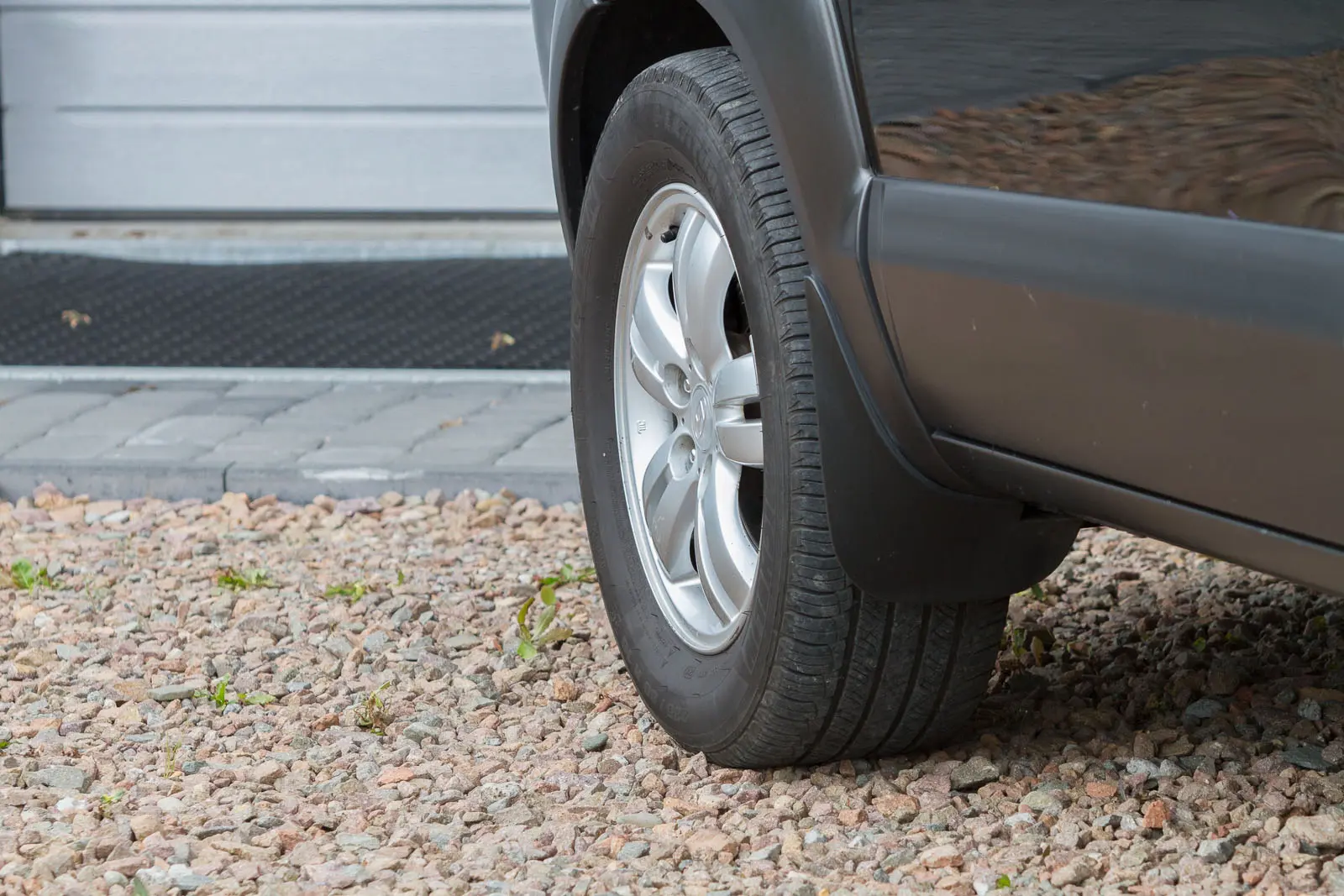 Skvettlapper Hyundai Tucson I 2004 - 2009 – bilde 2