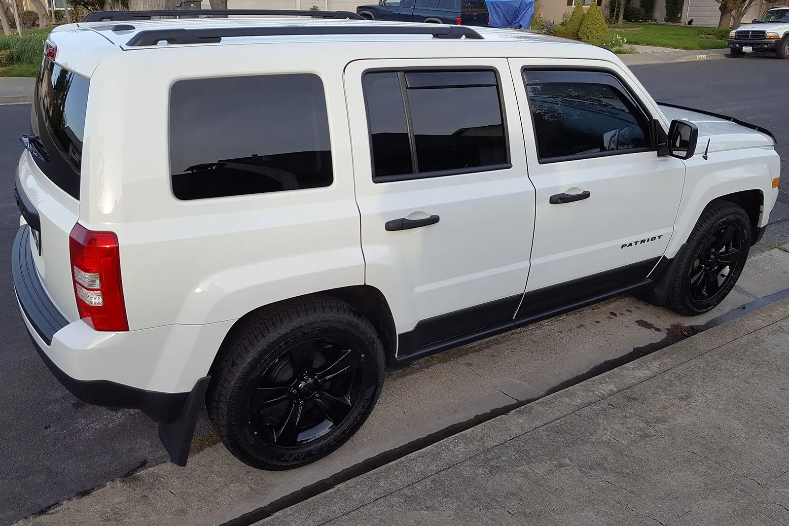 Skvettlapper JEEP PATRIOT facelift 2011 - 2017 – bilde 4