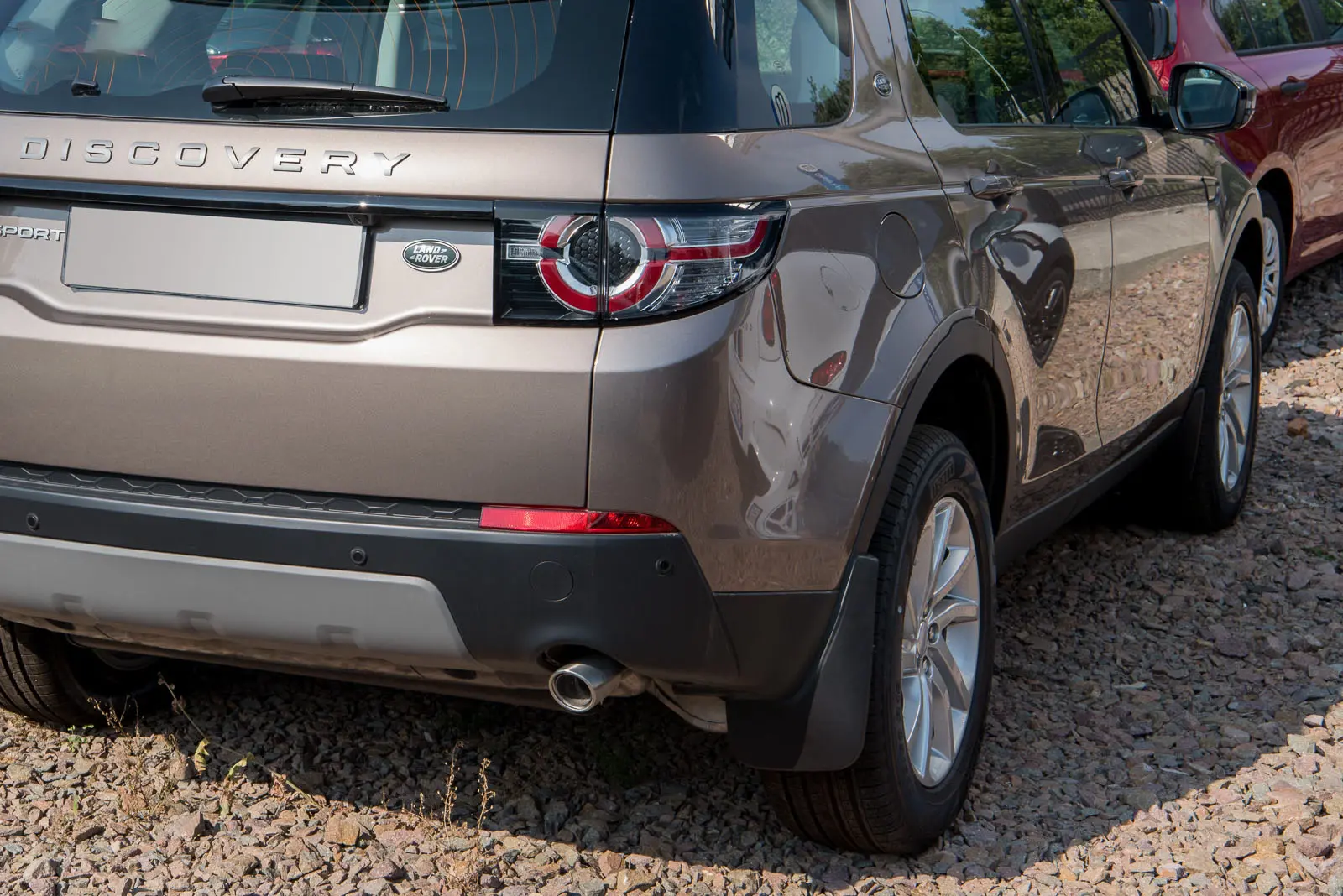 Skvettlapper Land Rover Discovery Sport (L550) 2014 -> – bilde 2