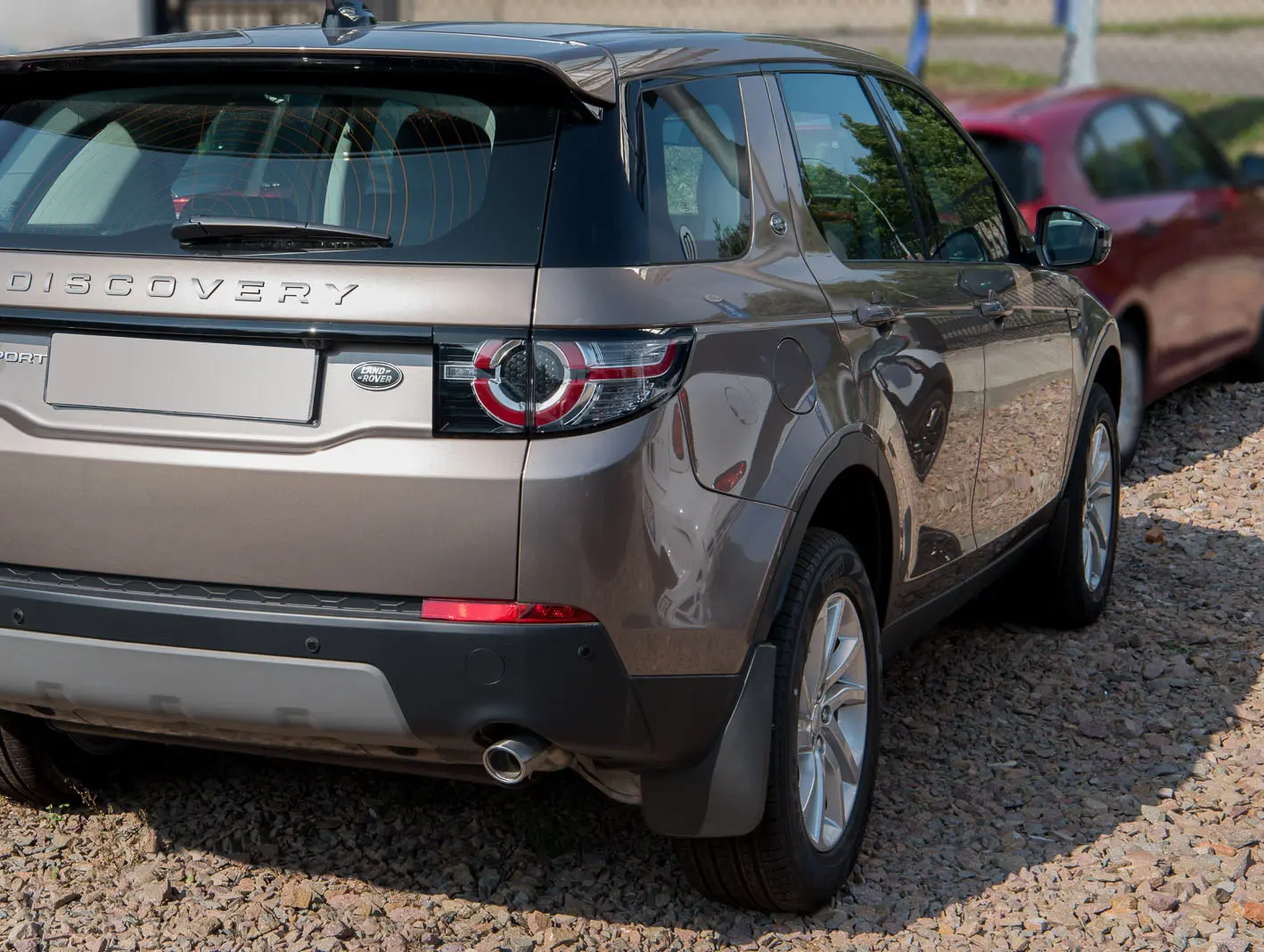 Skvettlapper Land Rover Discovery Sport (L550) 2014 -> – bilde 3