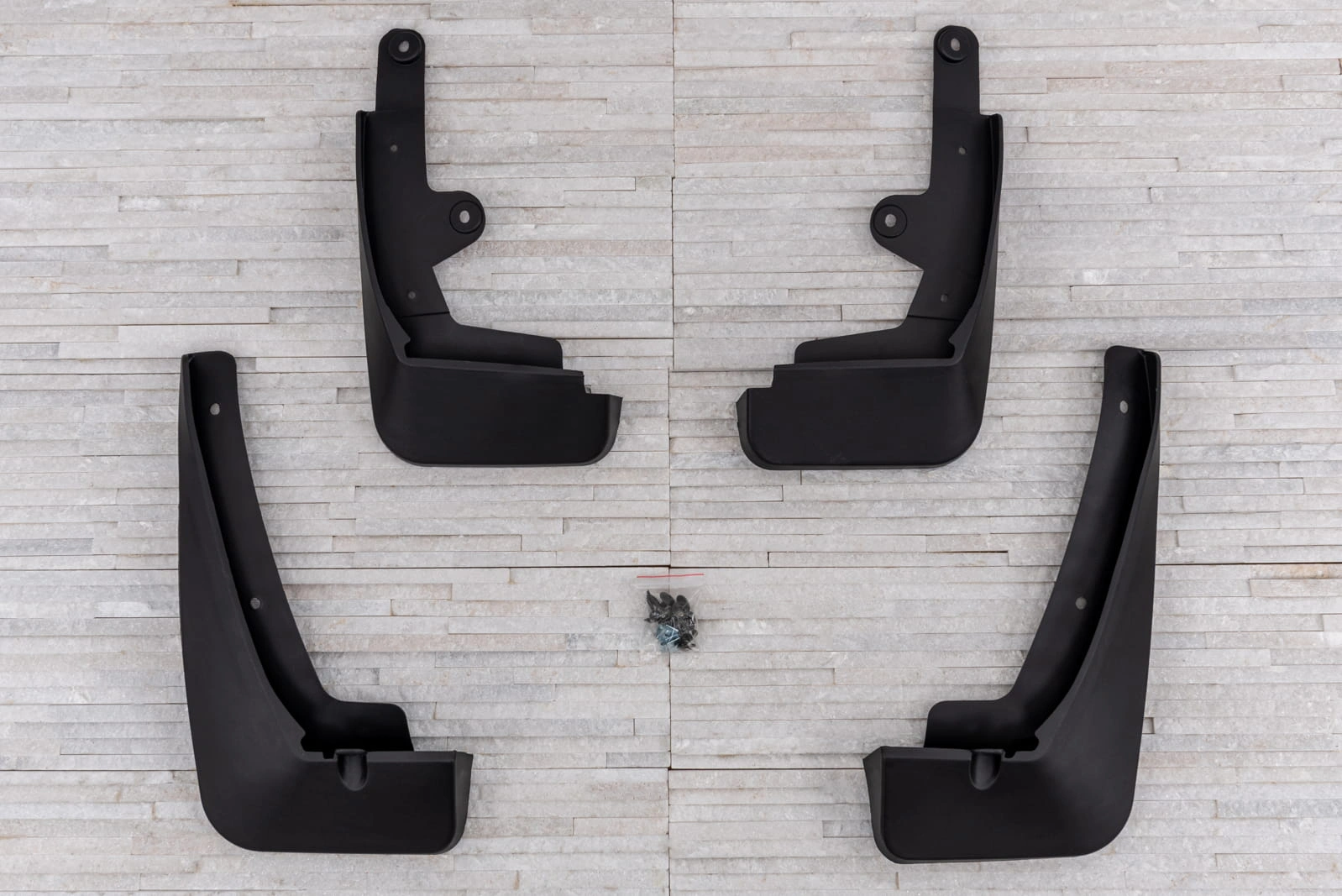 Skvettlapper Mazda CX-30 2019 -> │ Black Mud Guards - sett 4 stk. – bilde 2