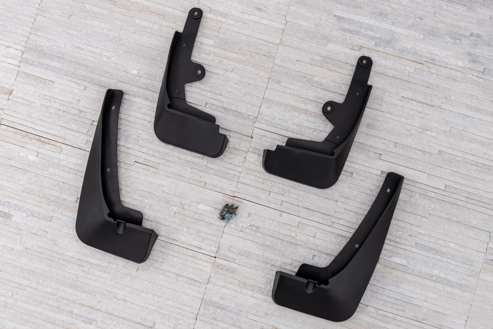 Skvettlapper Mazda CX-30 2019 -> │ Black Mud Guards - sett 4 stk. – bilde 3