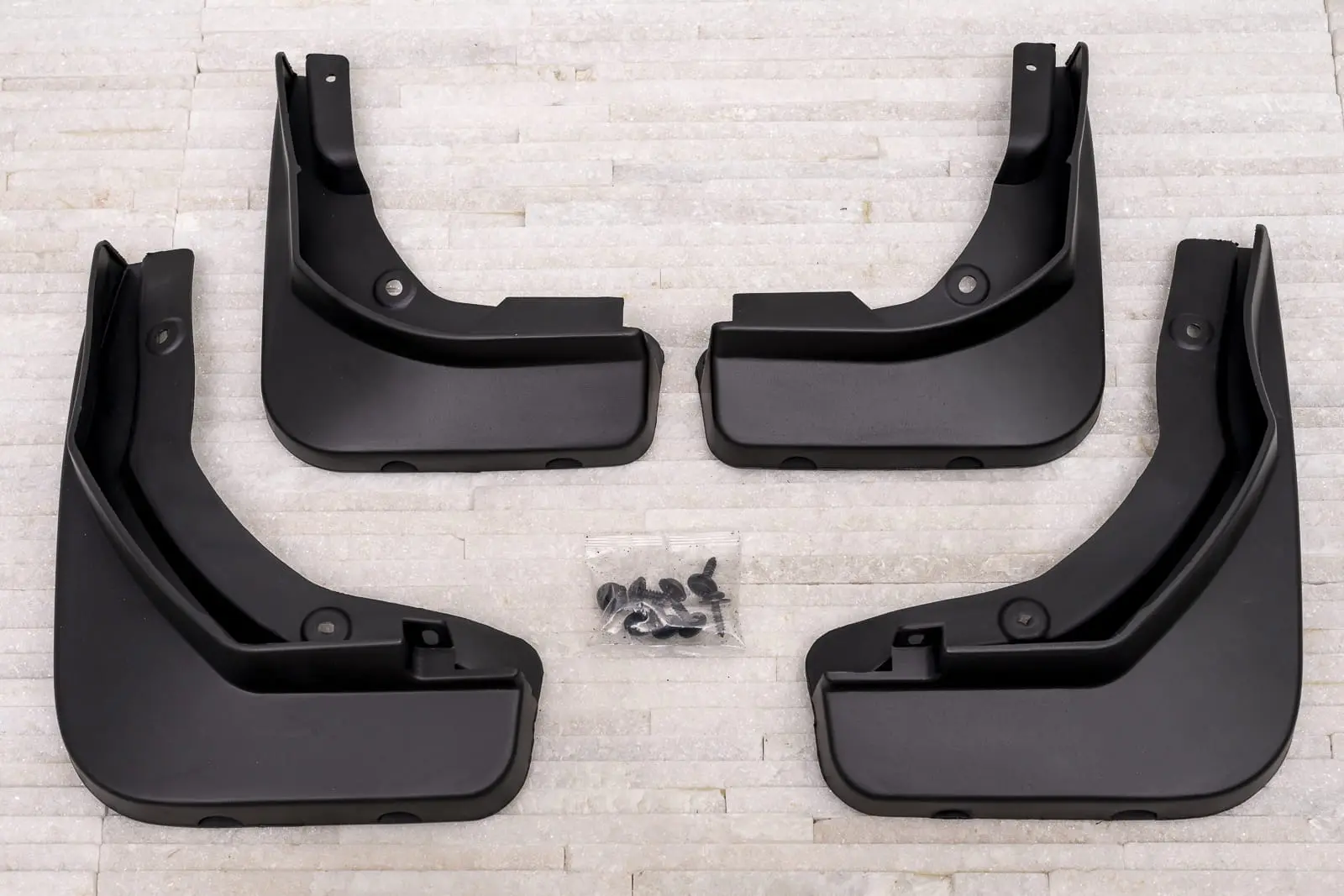 Skvettlapper Mercedes-Benz E (W213) AMG 2016 - 2020  | Black - sett 4 stk. – bilde 3