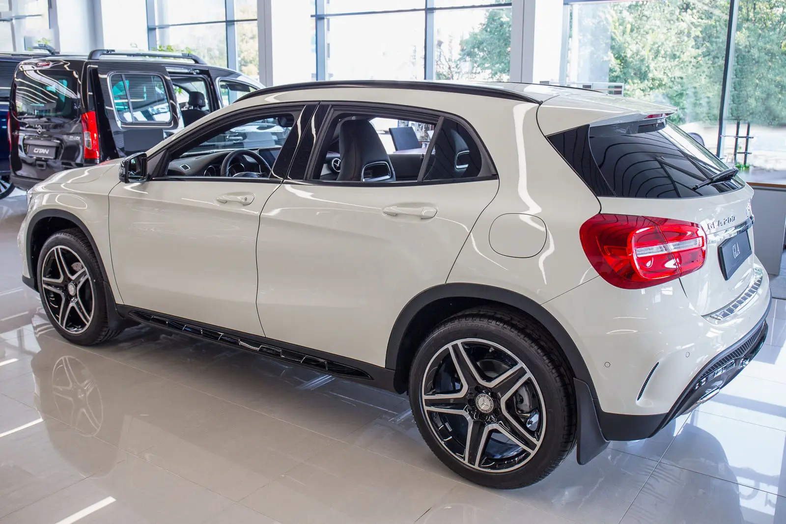 Skvettlapper Mercedes-Benz GLA (X156) AMG 2013-2019 – bilde 4