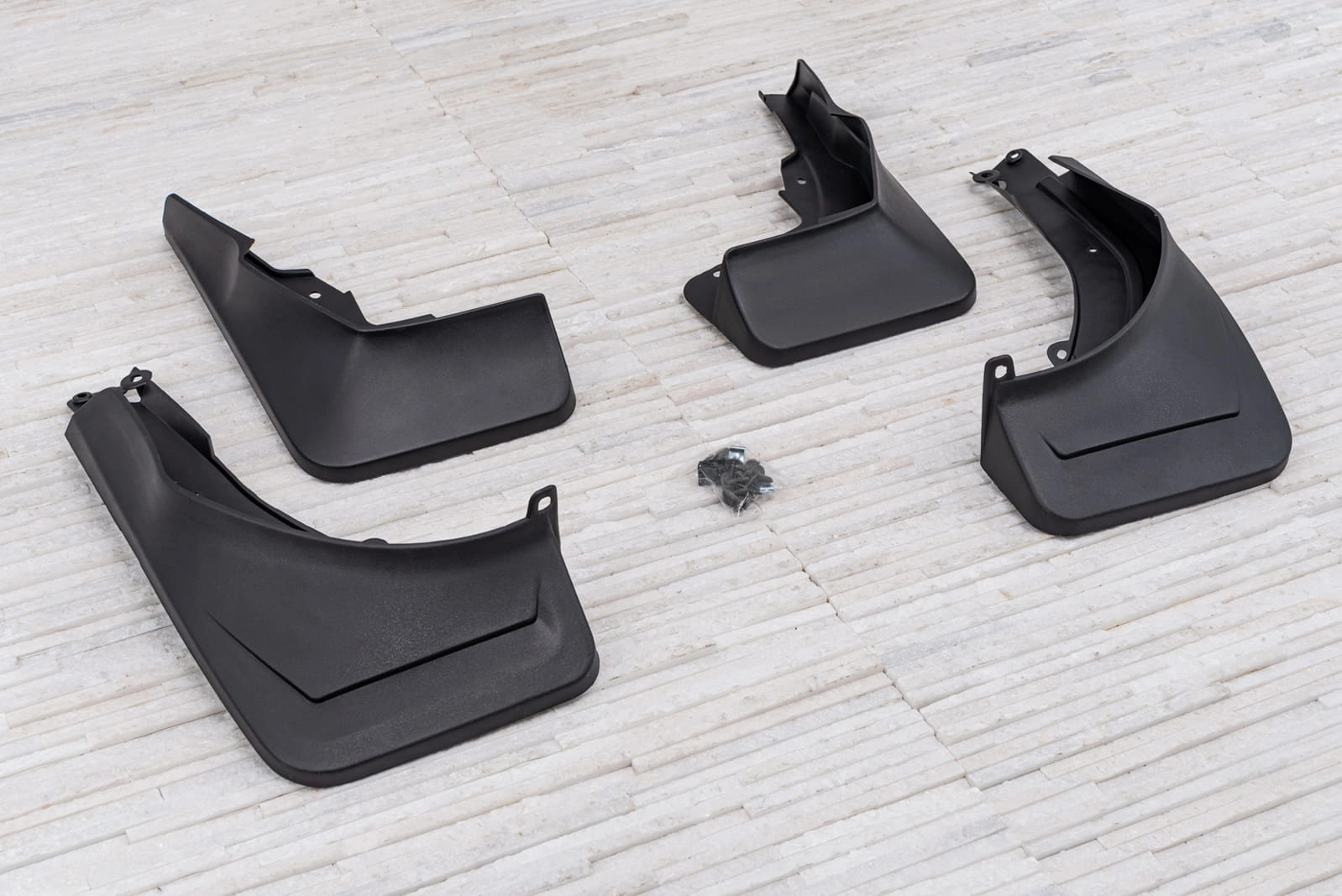 Skvettlapper Mercedes-Benz GLE (W166) 2015 - 2019 │ Black Mud Guards - sett 4 stk. – bilde 4