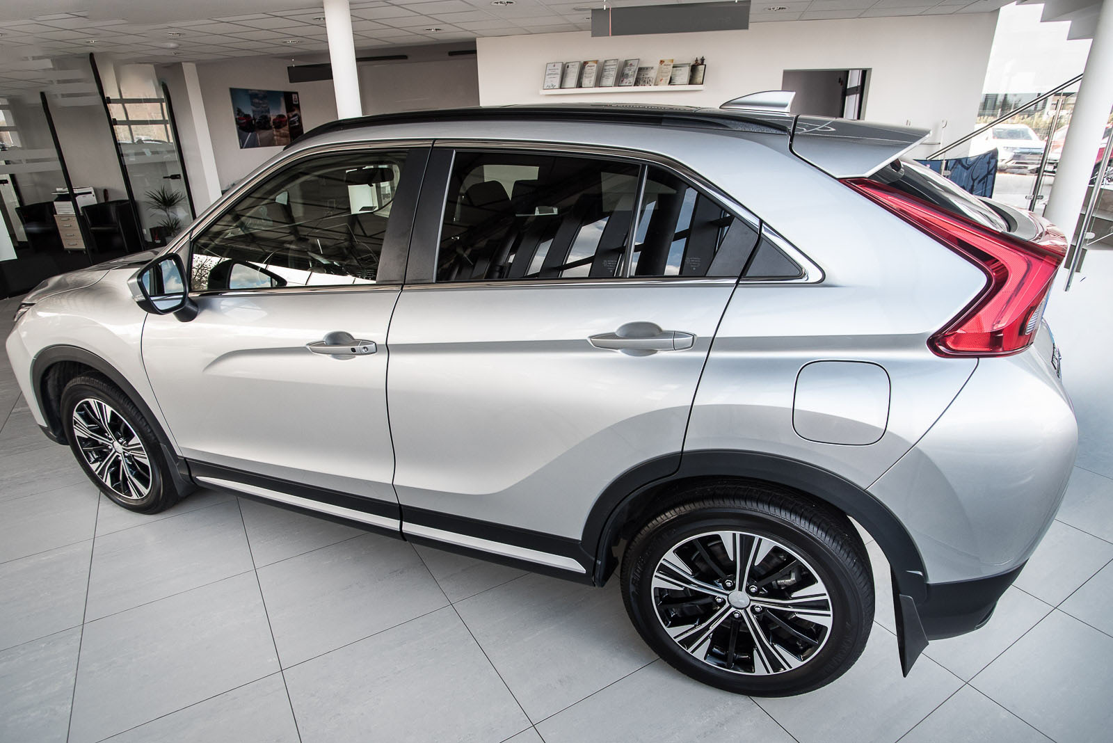 Skvettlapper MITSUBISHI ECLIPSE CROSS 2018 -> – bilde 3